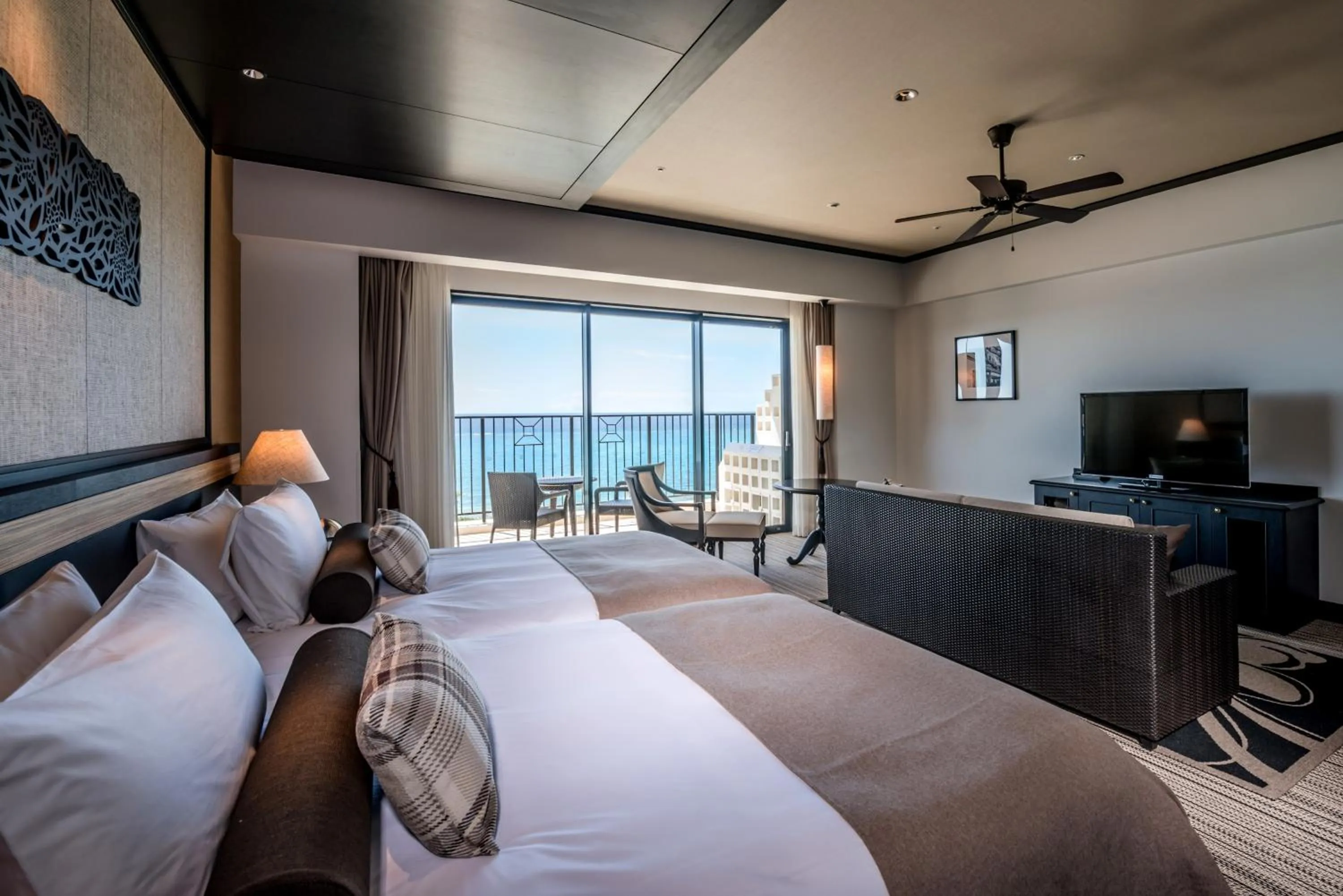 Photo of the whole room, Bed in Hotel Monterey Okinawa Spa & Resort