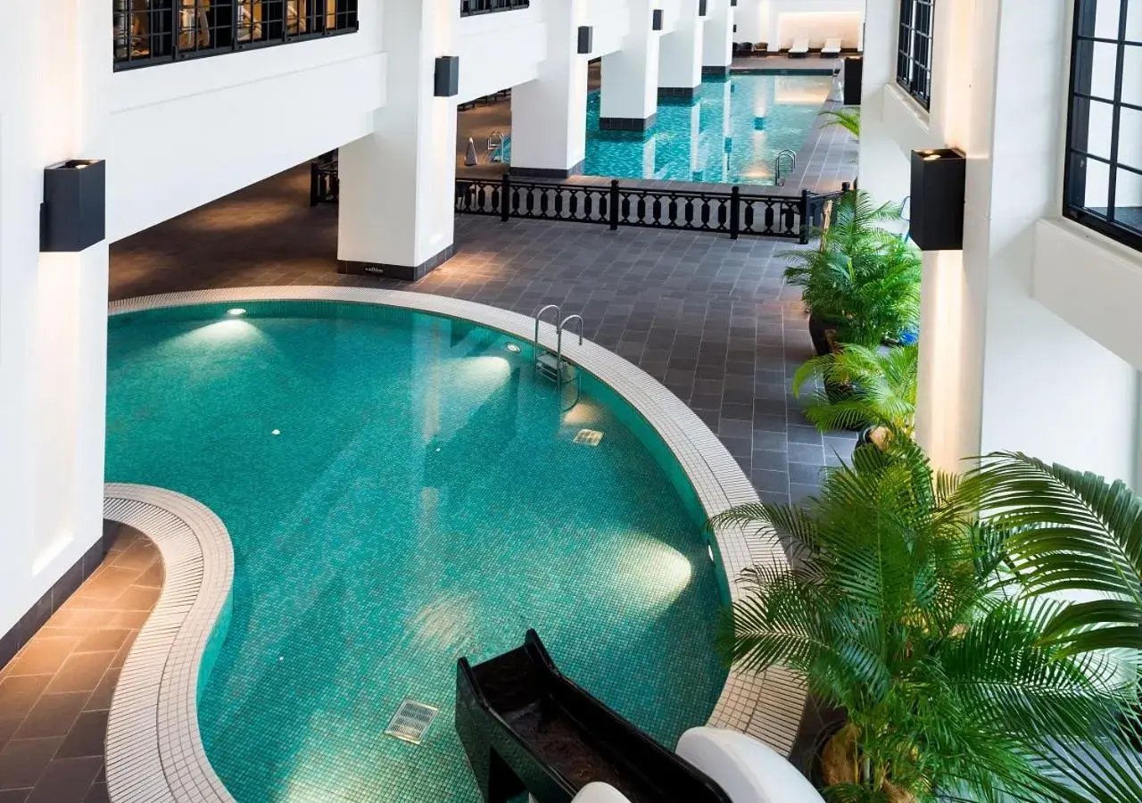 Swimming pool in Hotel Monterey Okinawa Spa & Resort Swimming pool in Hotel Monterey Okinawa Spa & Resort