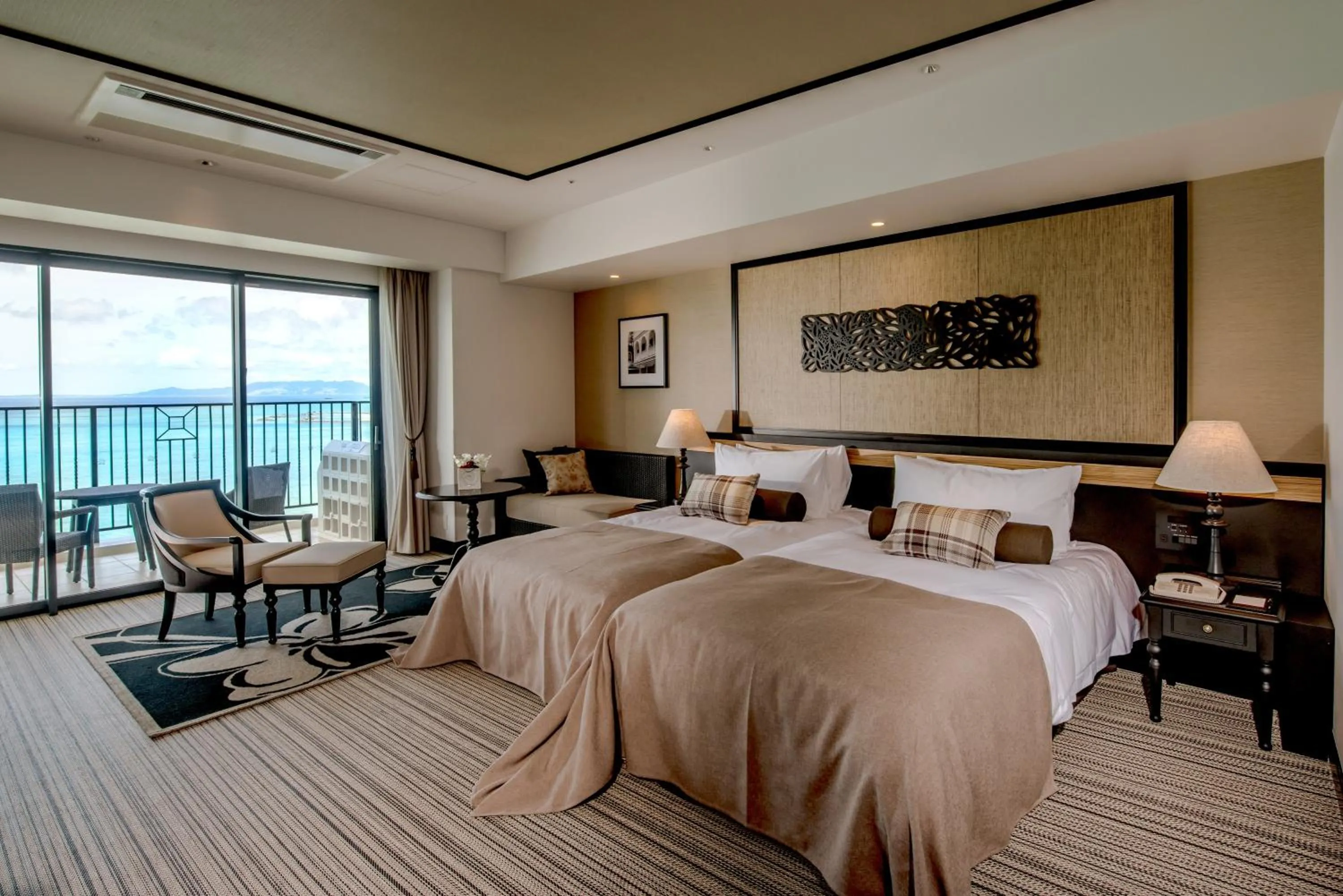 Photo of the whole room, Bed in Hotel Monterey Okinawa Spa & Resort