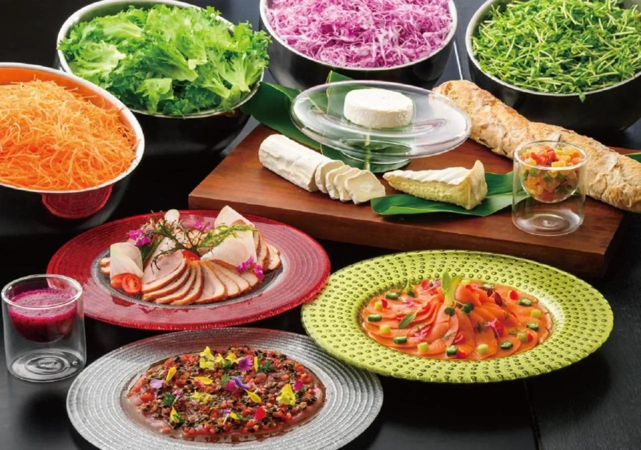 Restaurant/places to eat in Hotel Monterey Okinawa Spa & Resort