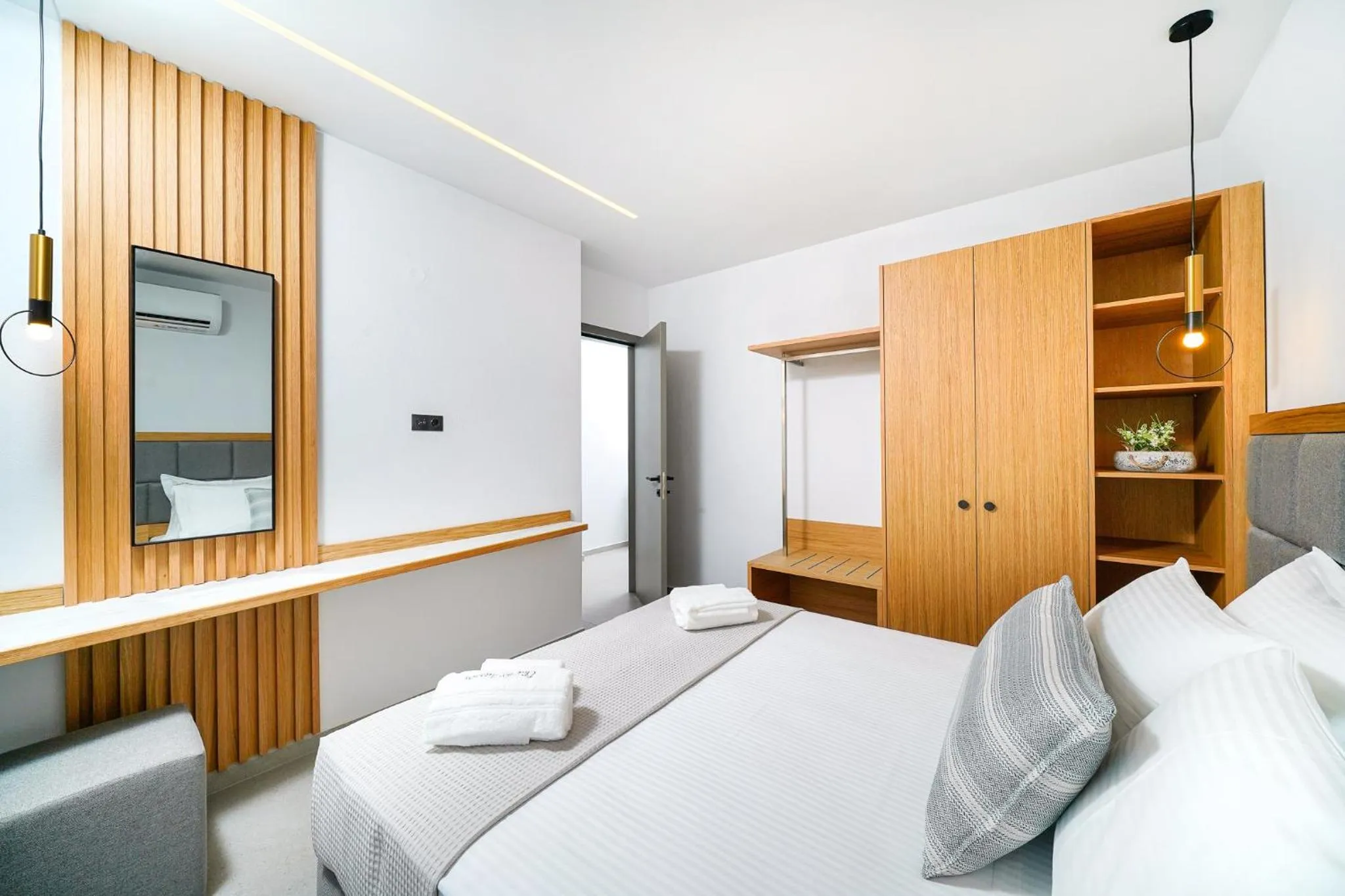 Bed in Olia Thassos - Luxury Apartments