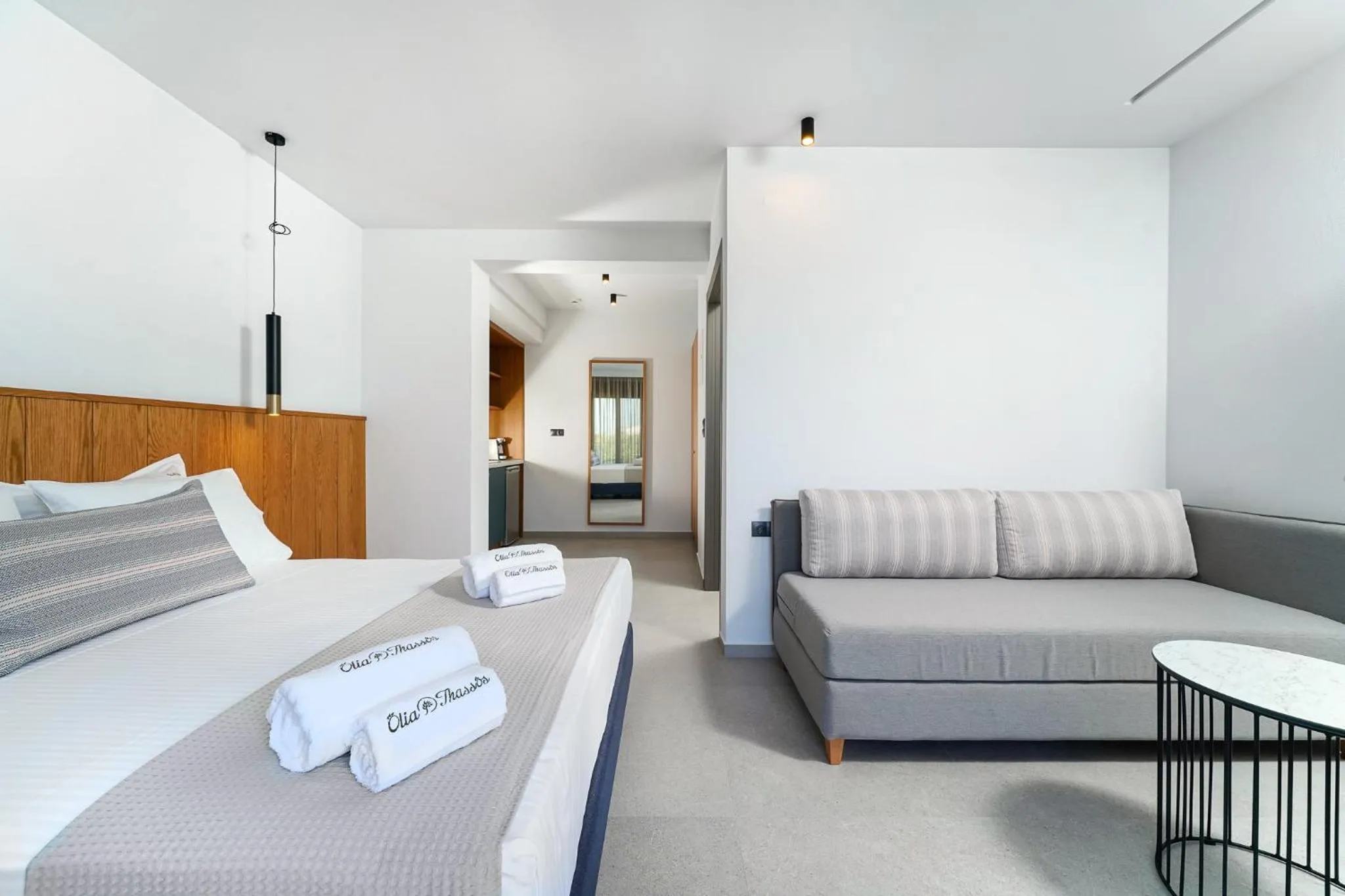 Bed in Olia Thassos - Luxury Apartments