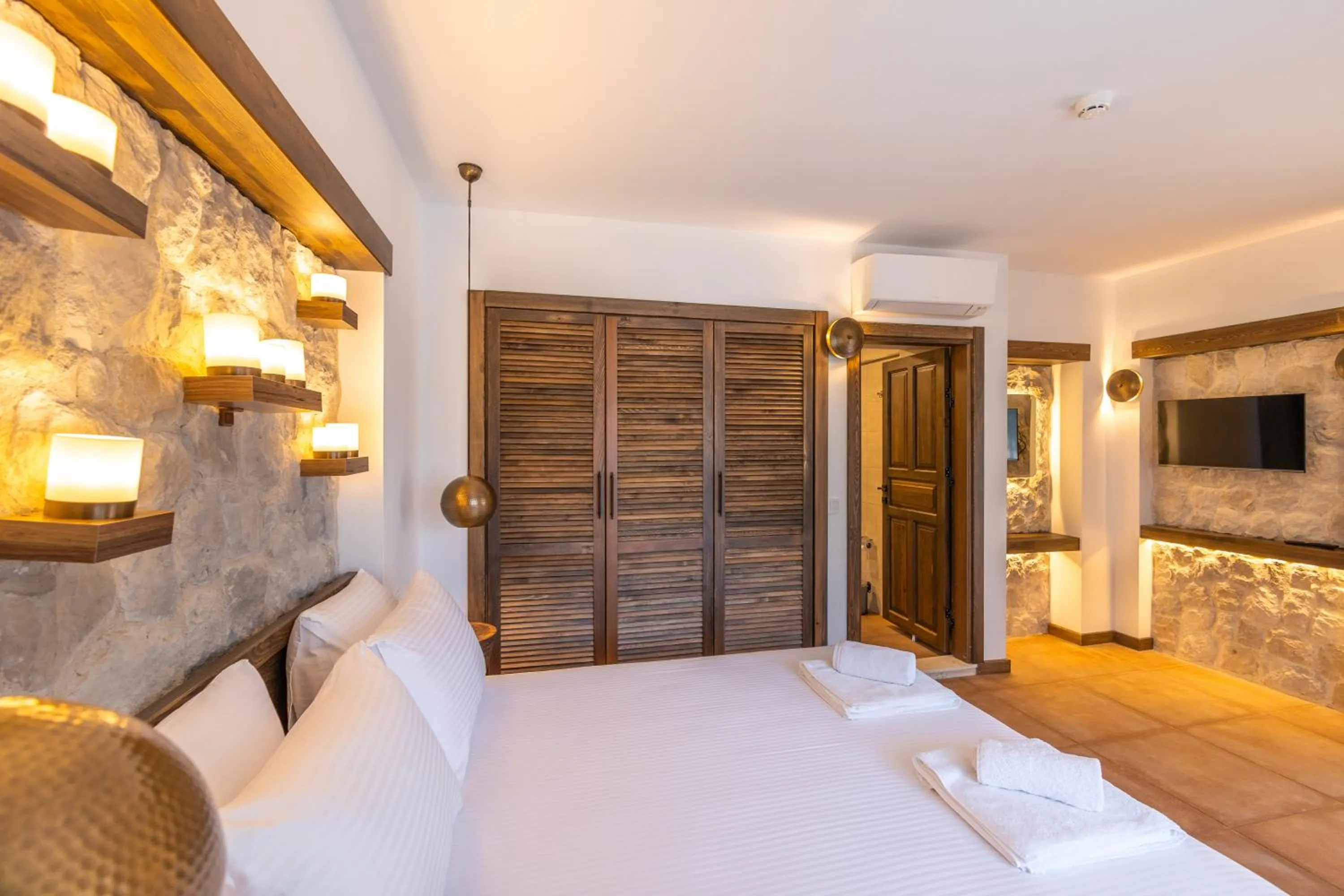 Photo of the whole room in Elizya Boutique Hotel