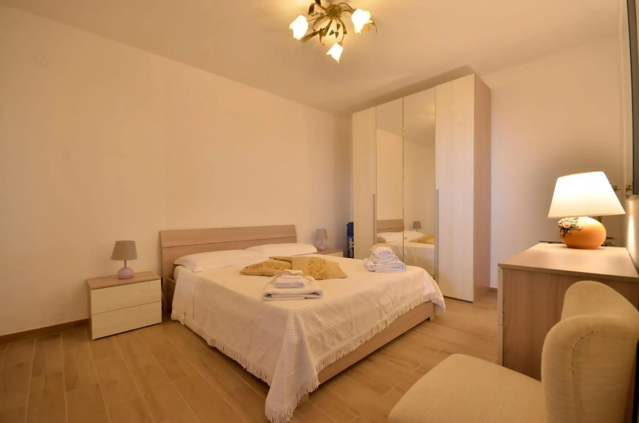 Bedroom, Bed in Casa Sole Luna da Annalisa