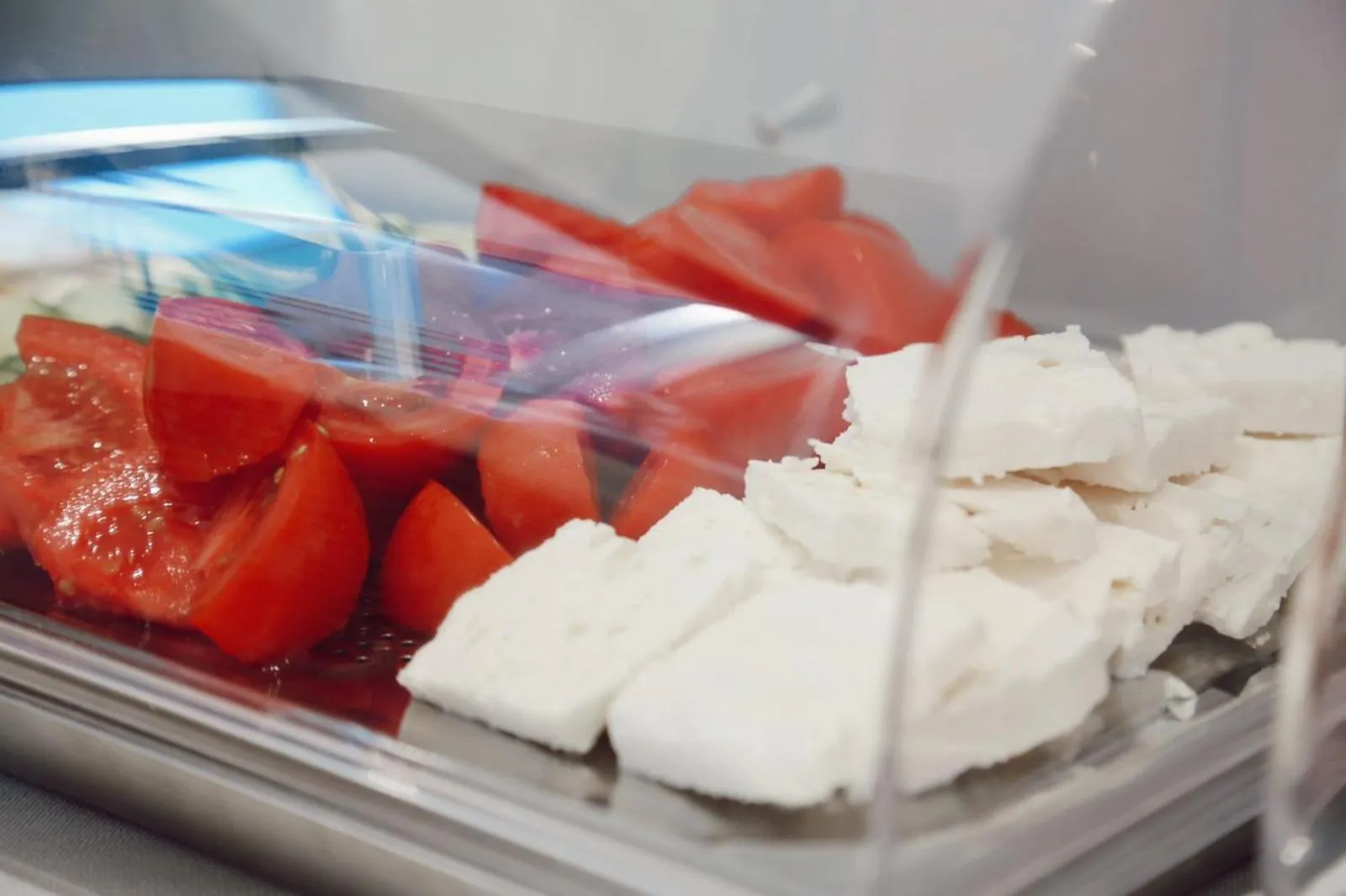 Breakfast in B&B Champagne, Vlore Bay