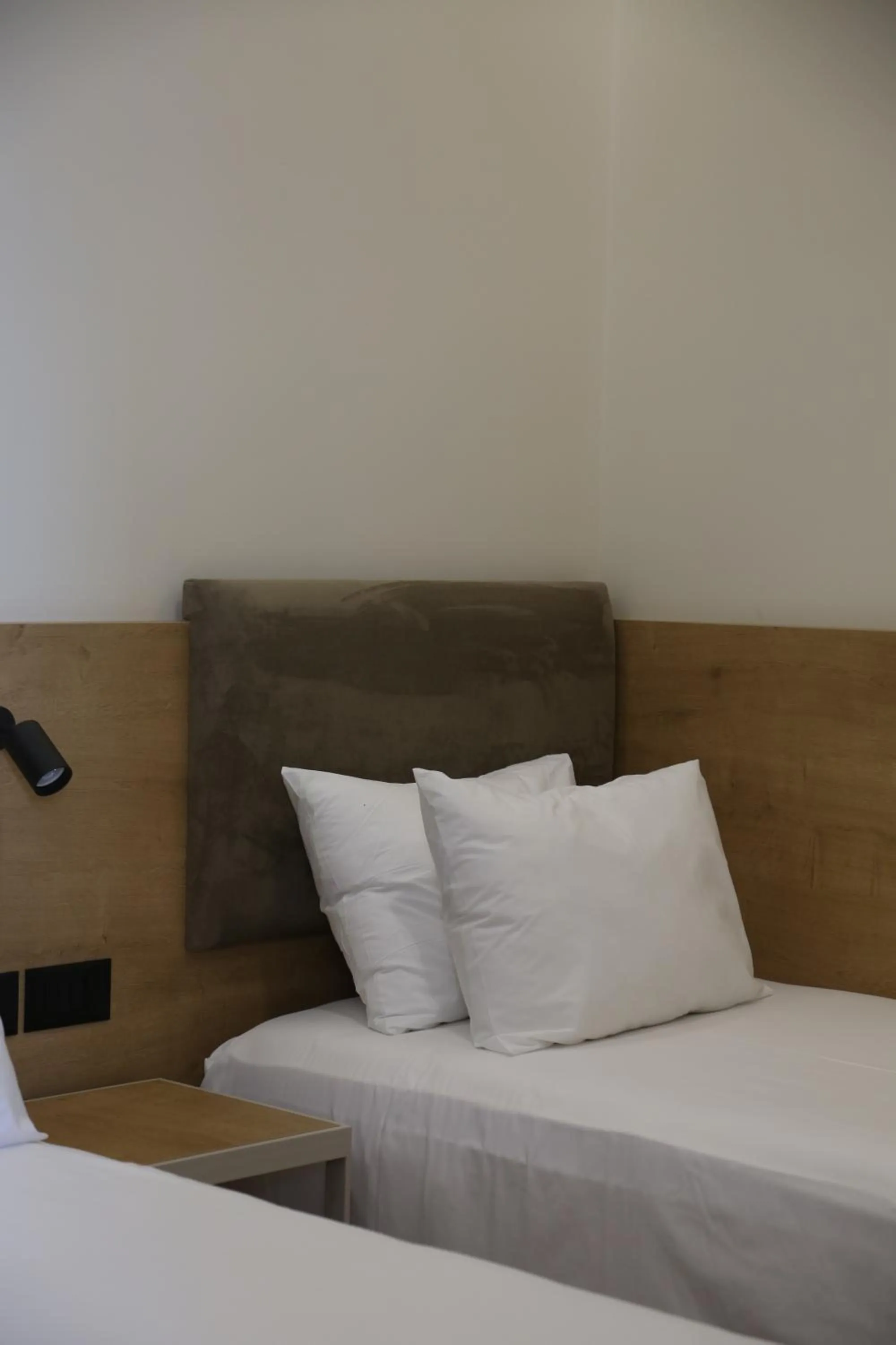 Photo of the whole room, Bed in B&B Champagne, Vlore Bay