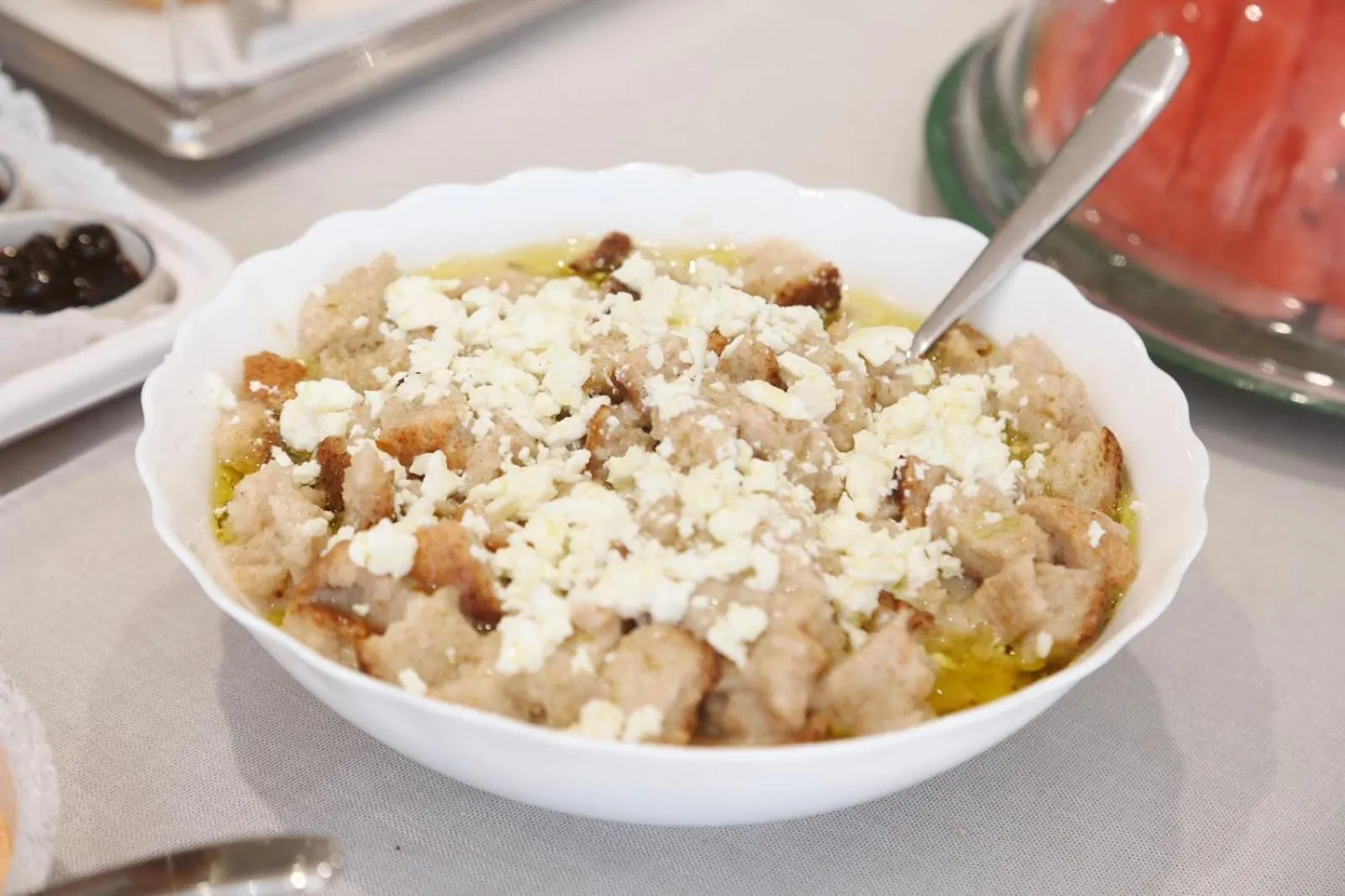 Food in B&B Champagne, Vlore Bay