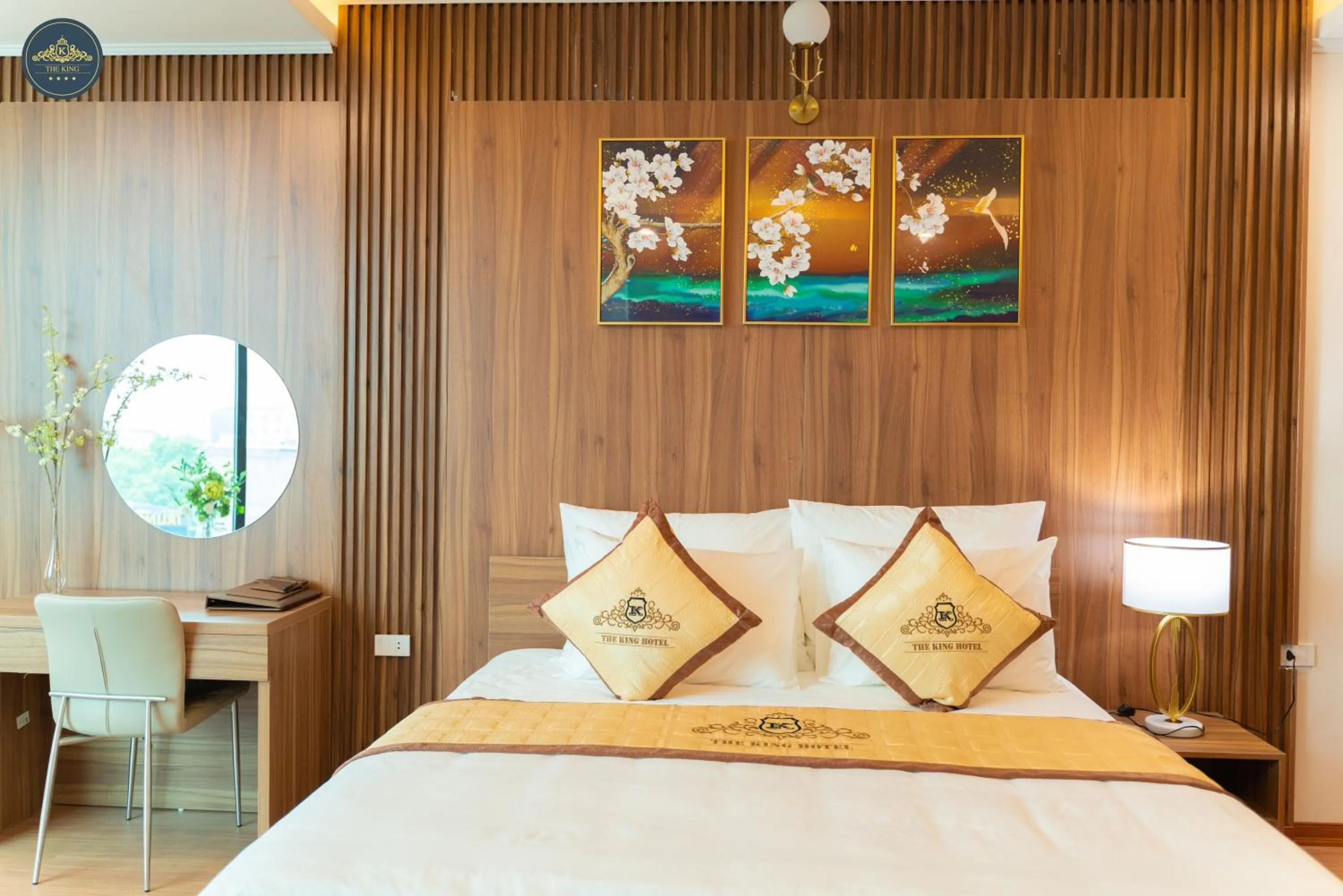 Bedroom, Bed in The King Hotel - Condotel Thai Nguyen