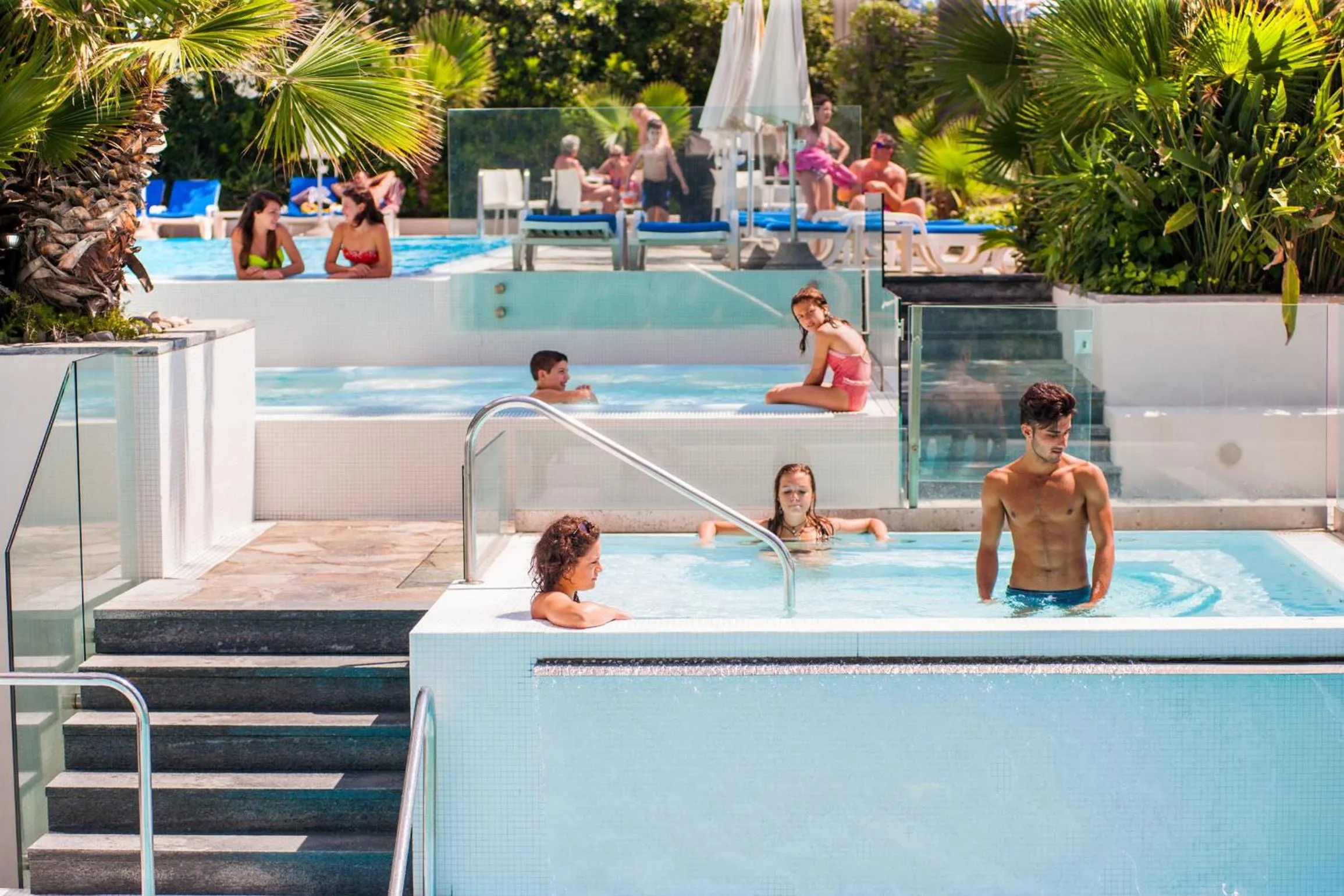 Open Air Bath in Hotel Caravelle Thalasso & Wellness