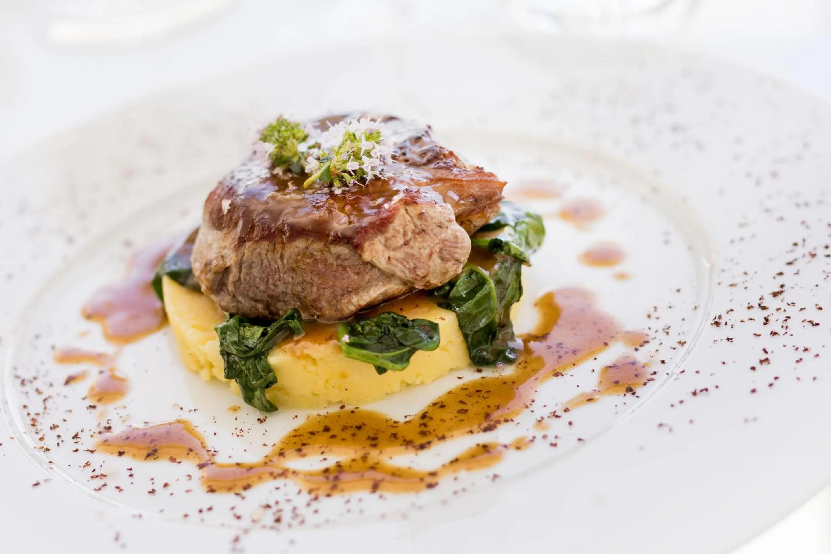 Food and drinks in Hotel Caravelle Thalasso & Wellness