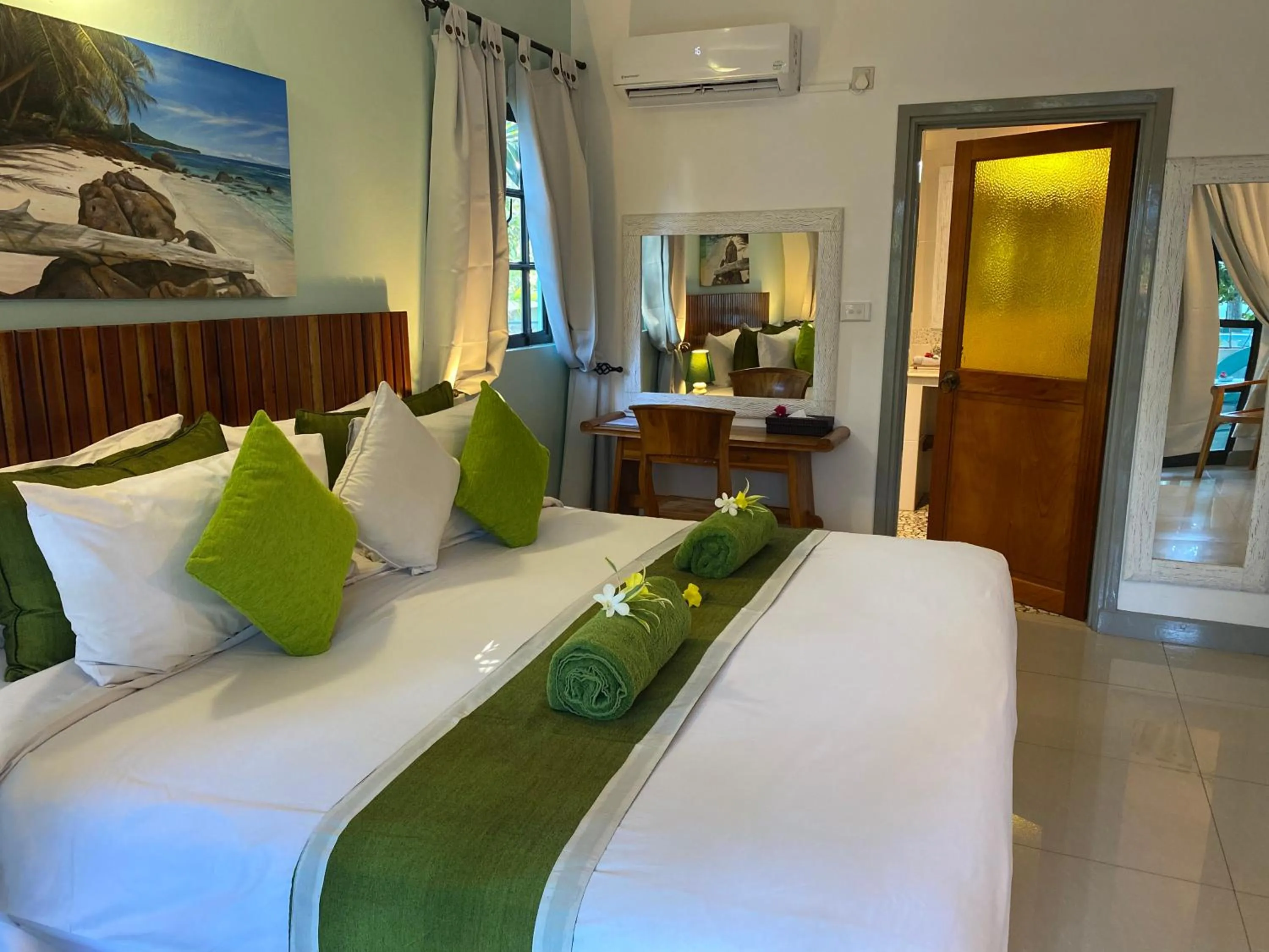 Bed in Cabanes Des Anges