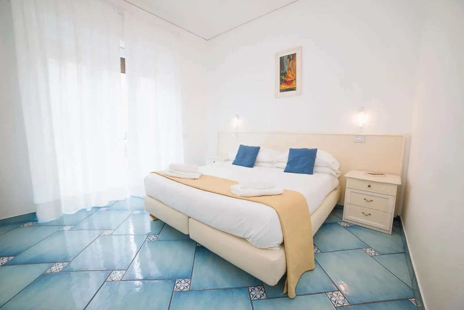 Bed in Hotel De Rosa Bed in Hotel De Rosa