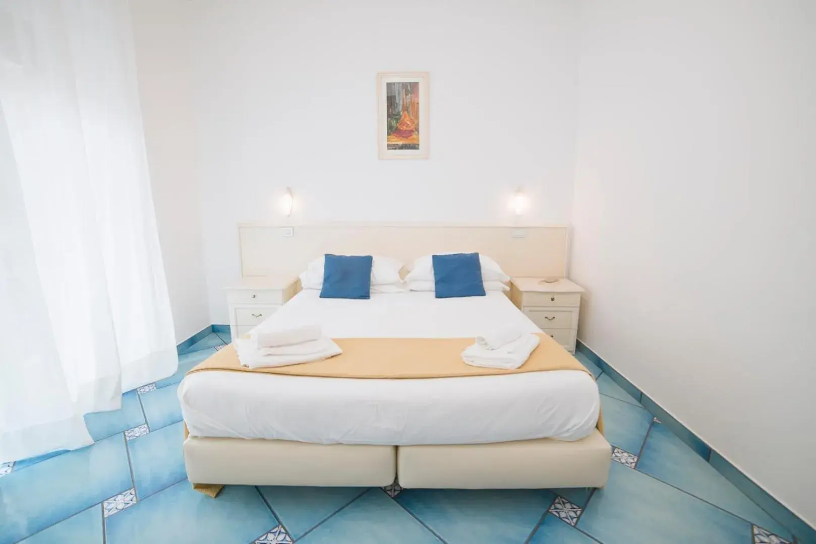 Bed in Hotel De Rosa Bed in Hotel De Rosa