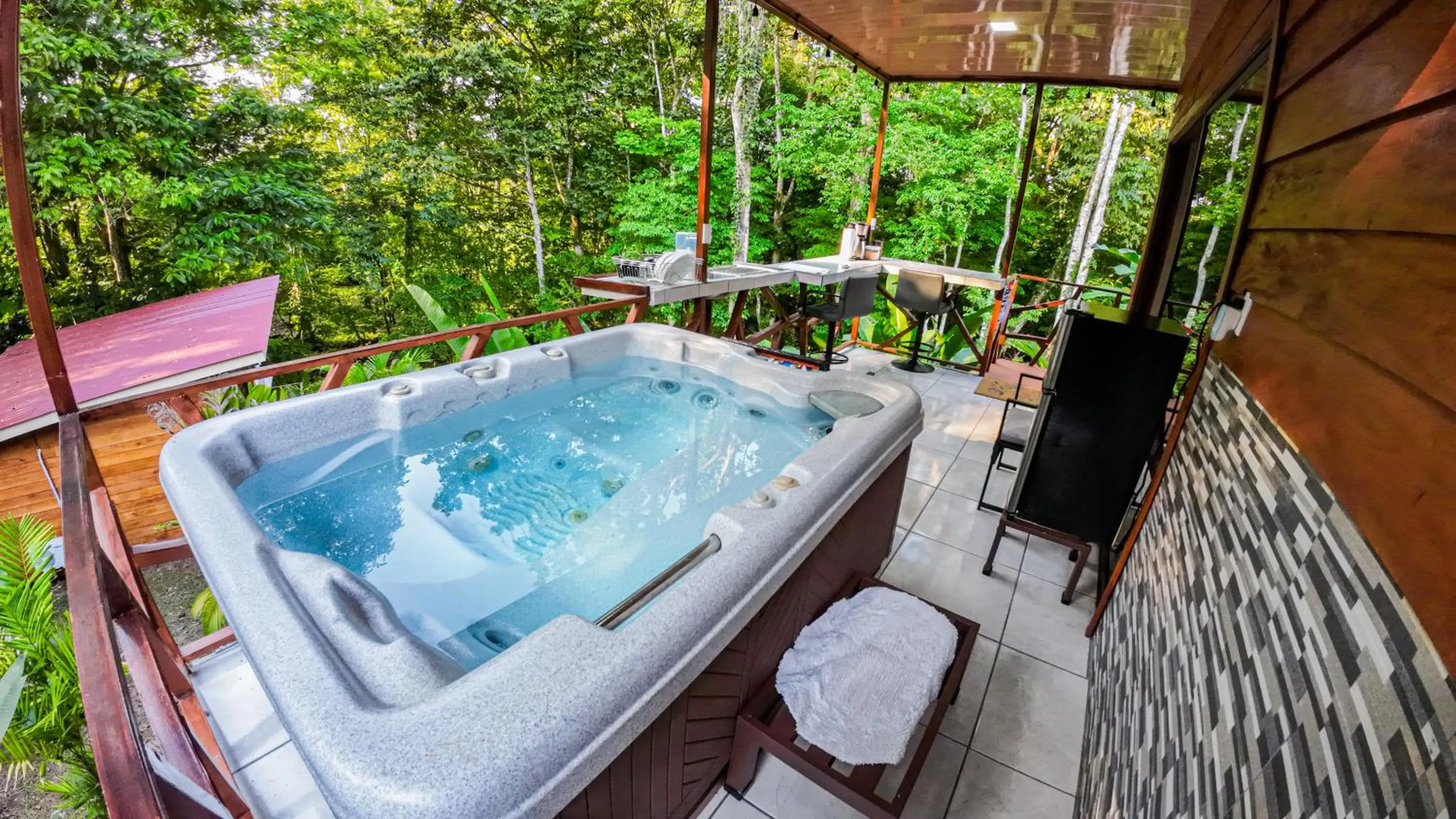 Natural landscape in Bungalows Las Iguanas Arenal Volcano