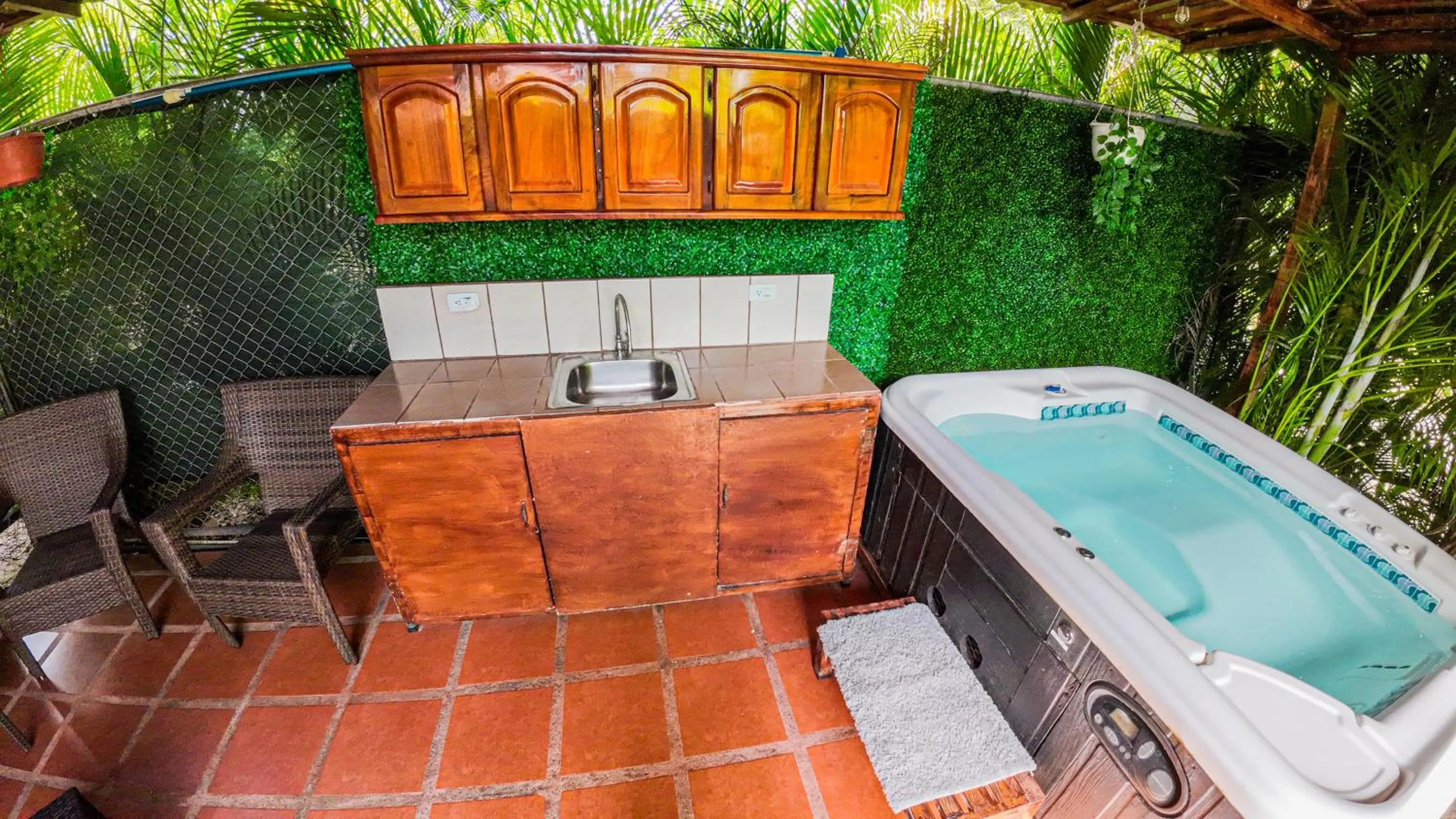 Hot Tub in Bungalows Las Iguanas Arenal Volcano