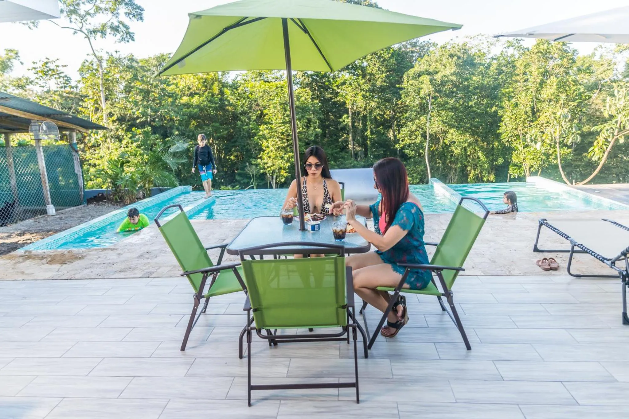 Swimming pool in Bungalows Las Iguanas Arenal Volcano