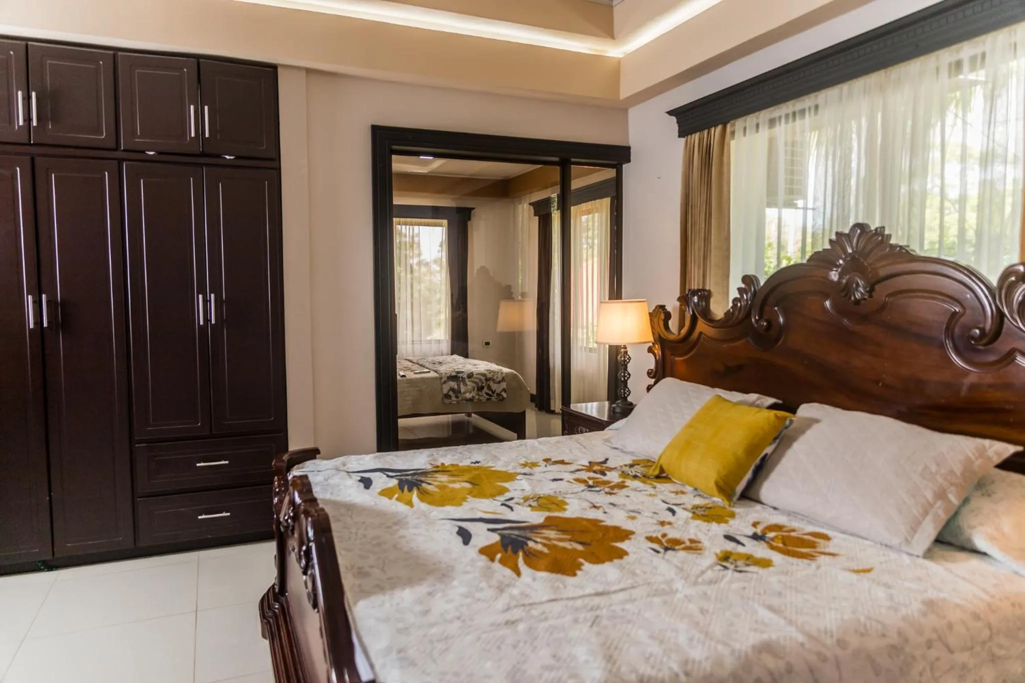 Bed in Bungalows Las Iguanas Arenal Volcano