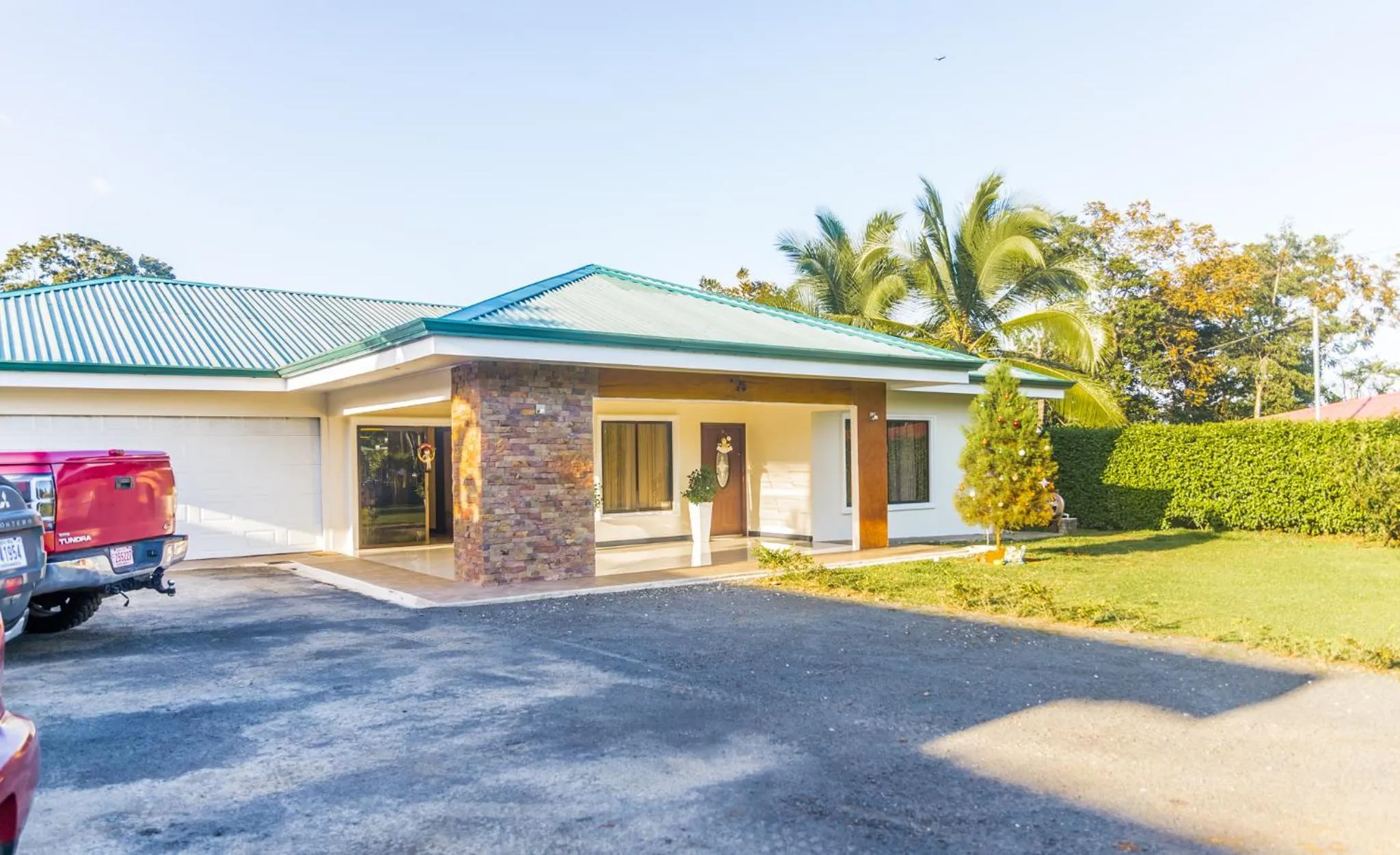 Property building in Bungalows Las Iguanas Arenal Volcano
