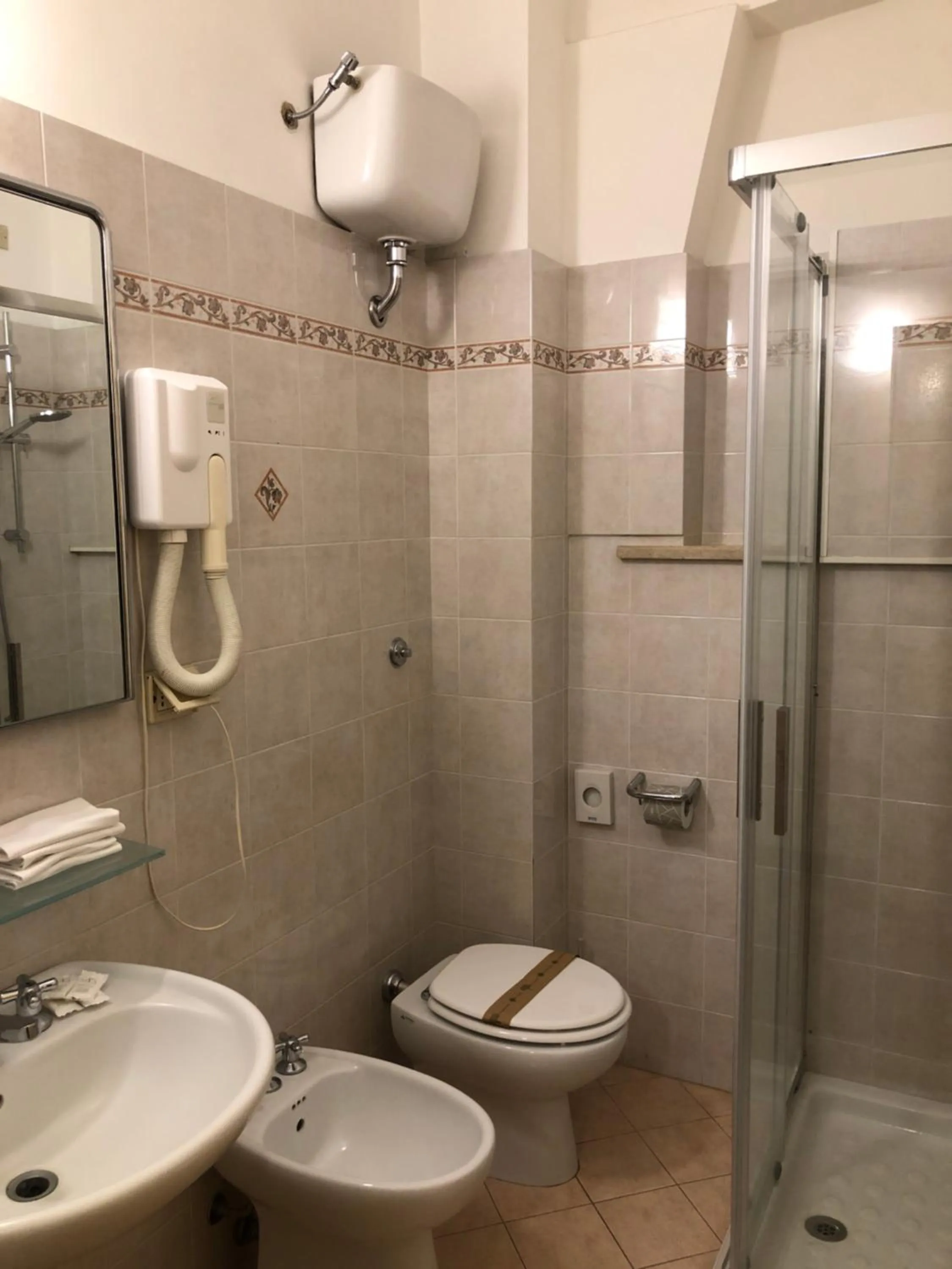 Shower in Hotel Kristall