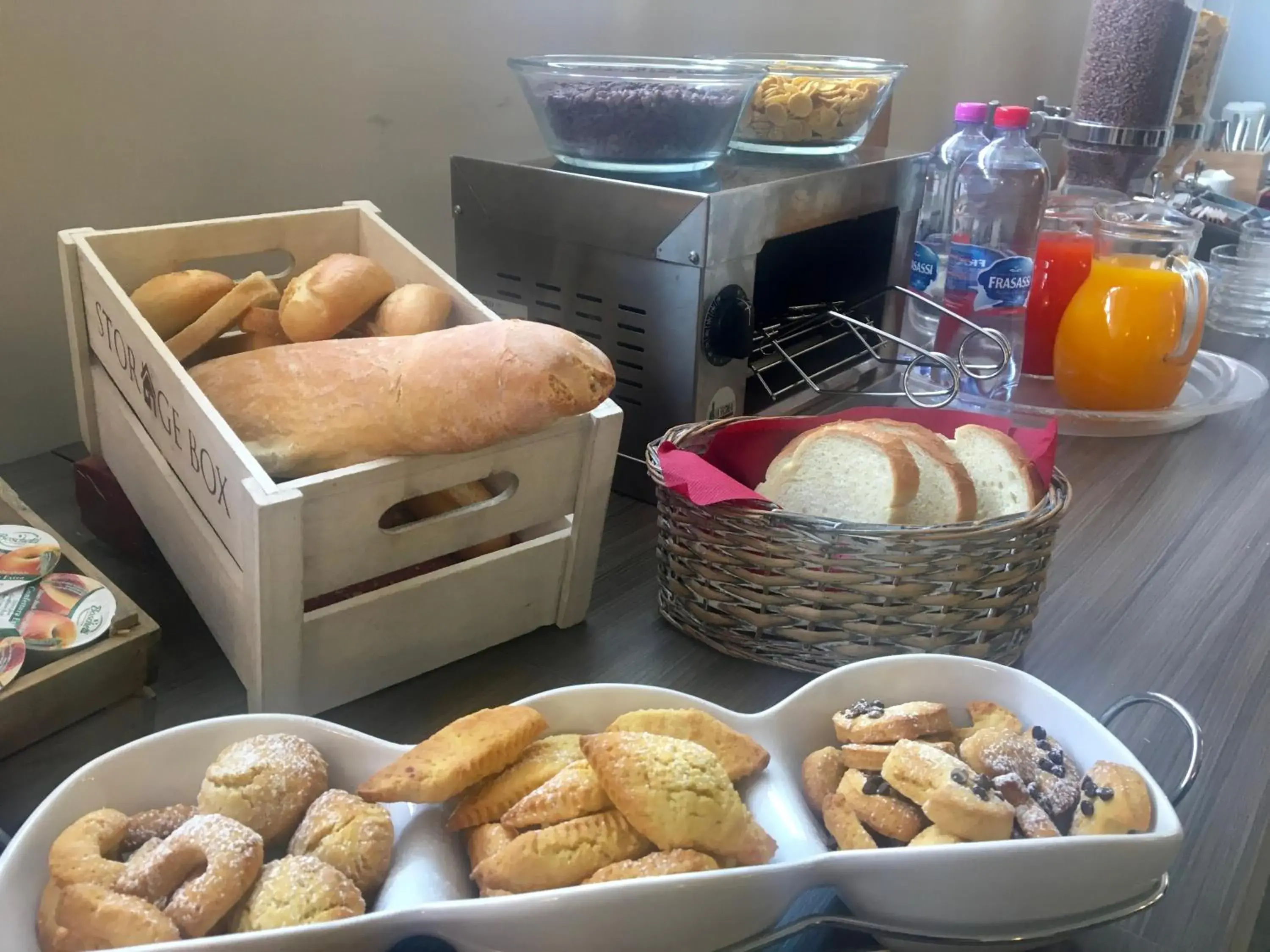 Food and drinks in Hotel Kristall Food and drinks in Hotel Kristall