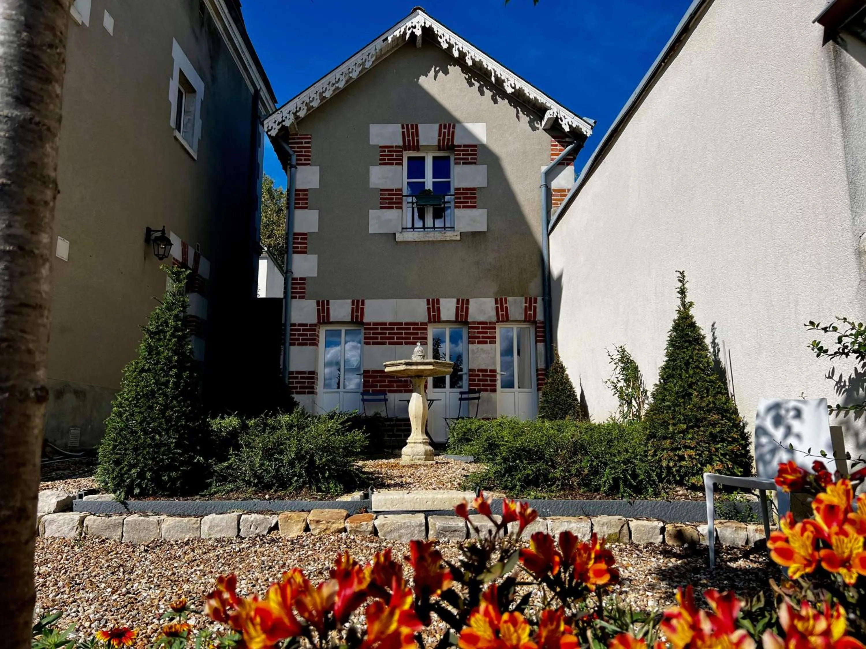 Property building in Maison Loire