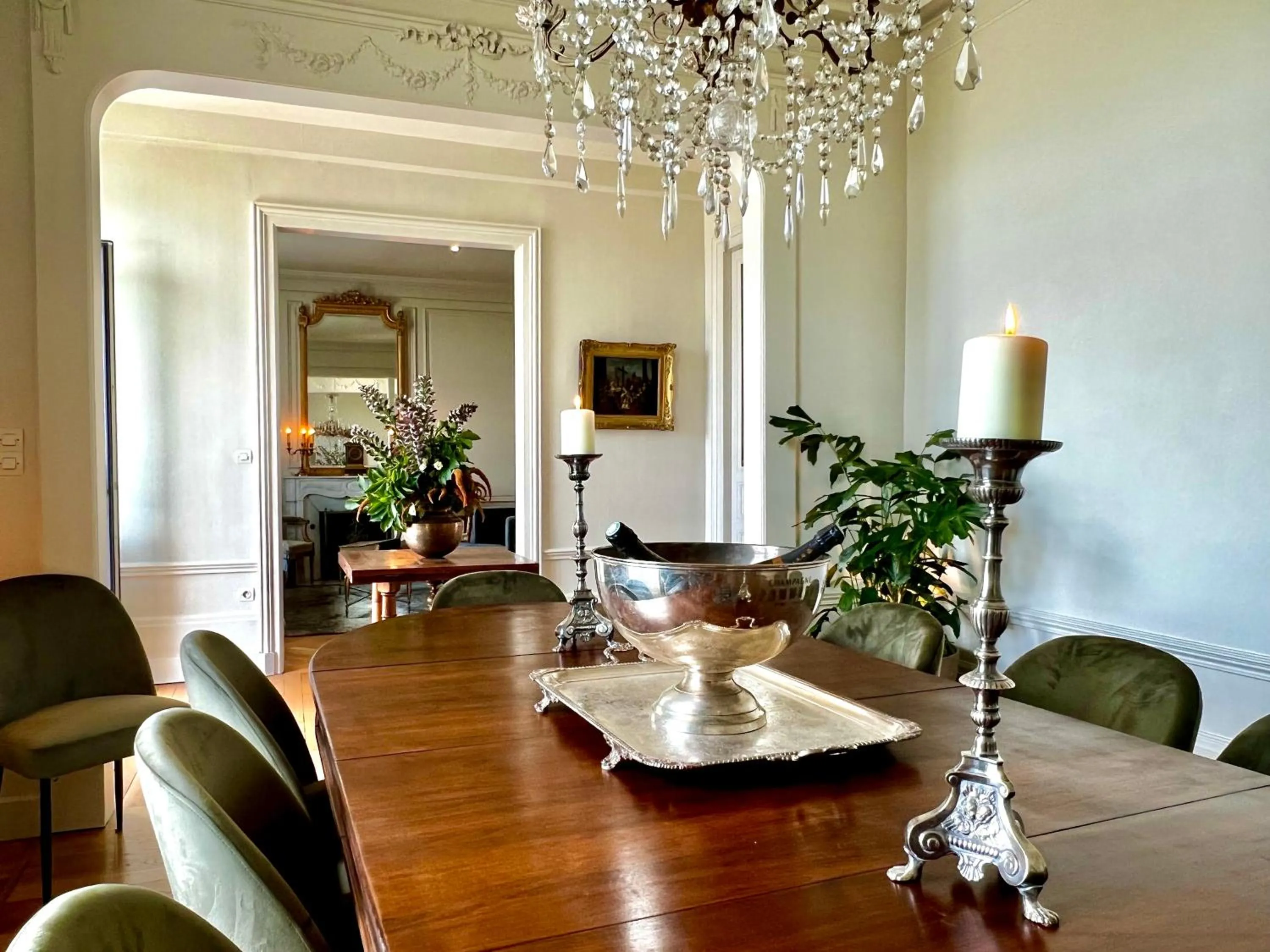 Dining area in Maison Loire