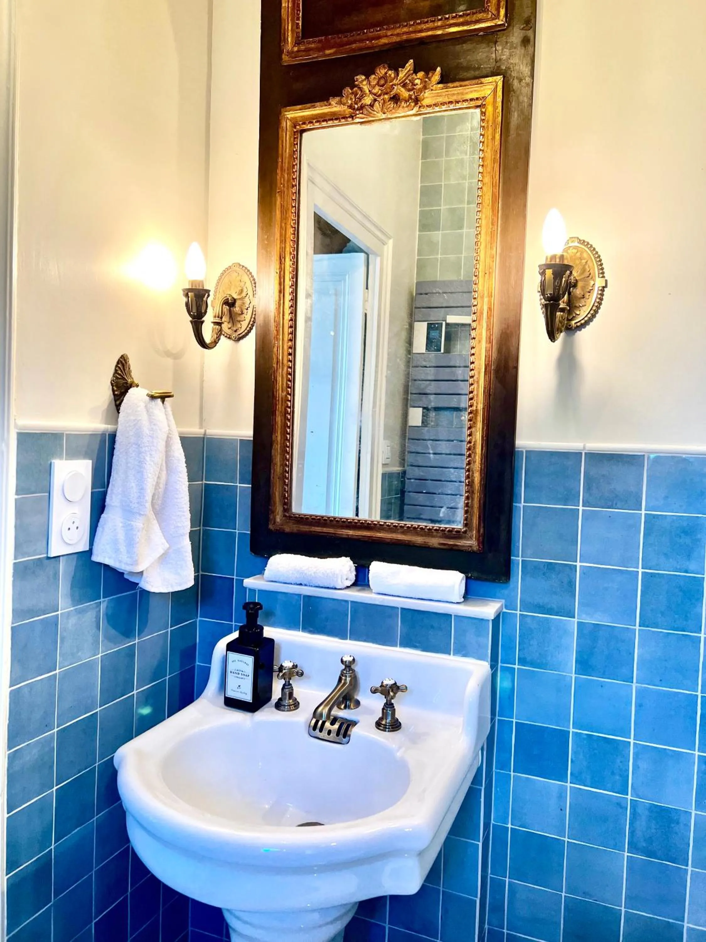 Bathroom in Maison Loire
