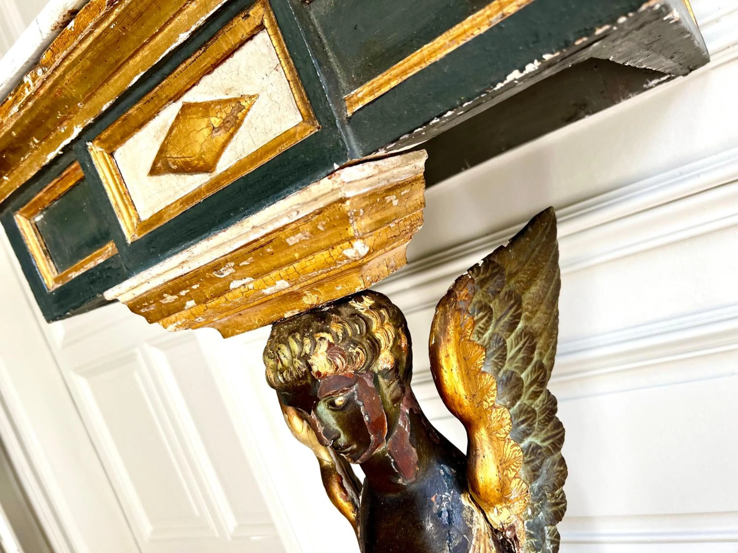 Decorative detail in Maison Loire
