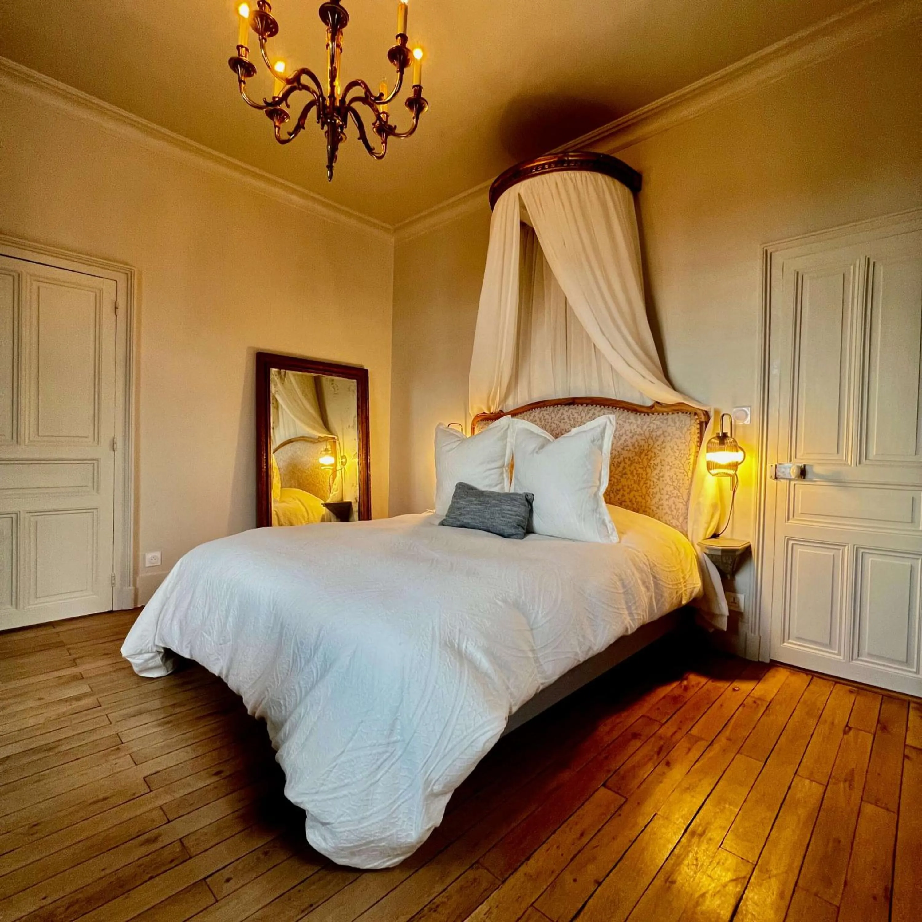 Bed in Maison Loire
