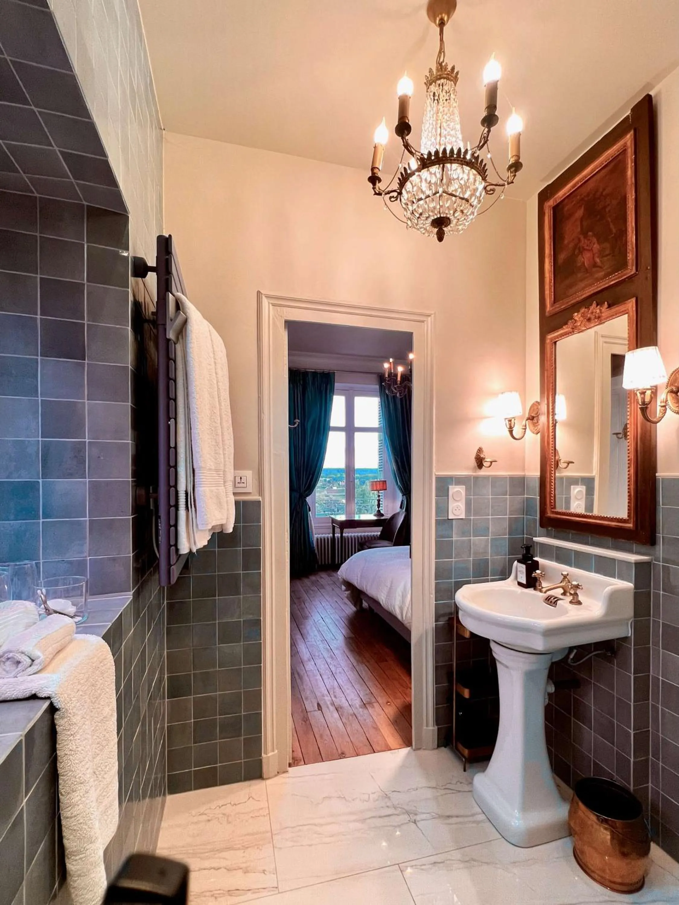 Bathroom in Maison Loire