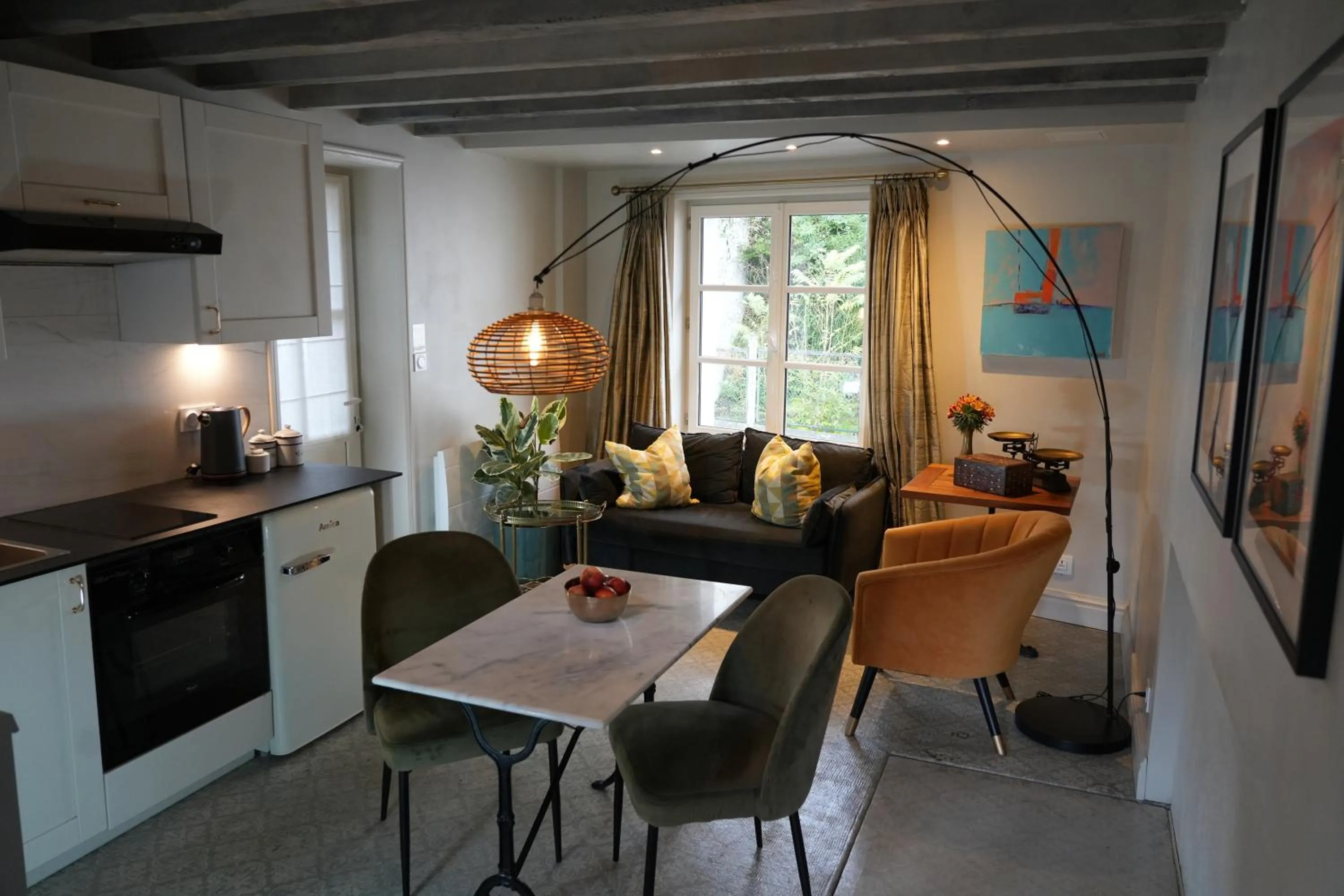 Kitchen or kitchenette in Maison Loire