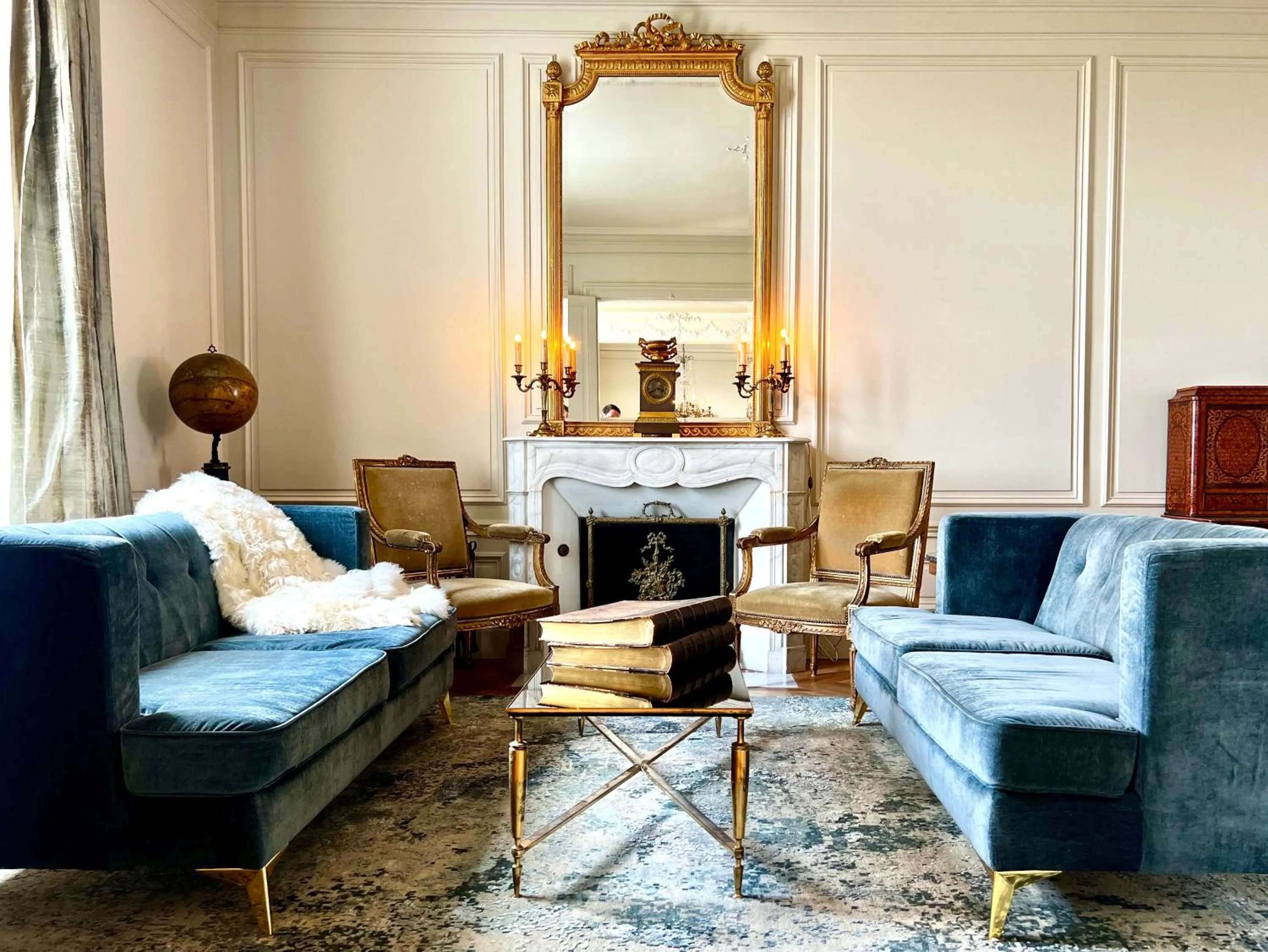 Living room in Maison Loire