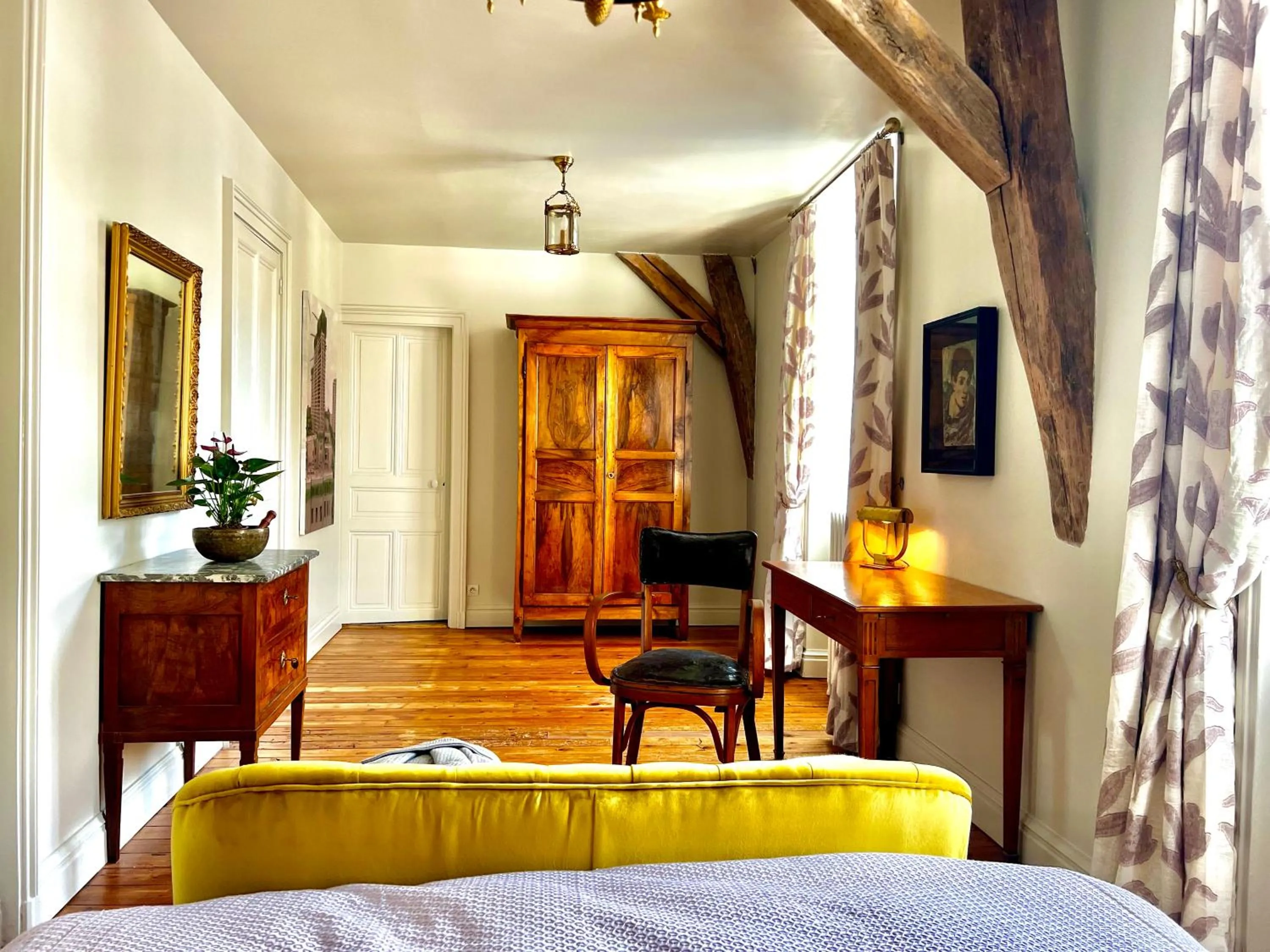 Photo of the whole room, Bed in Maison Loire