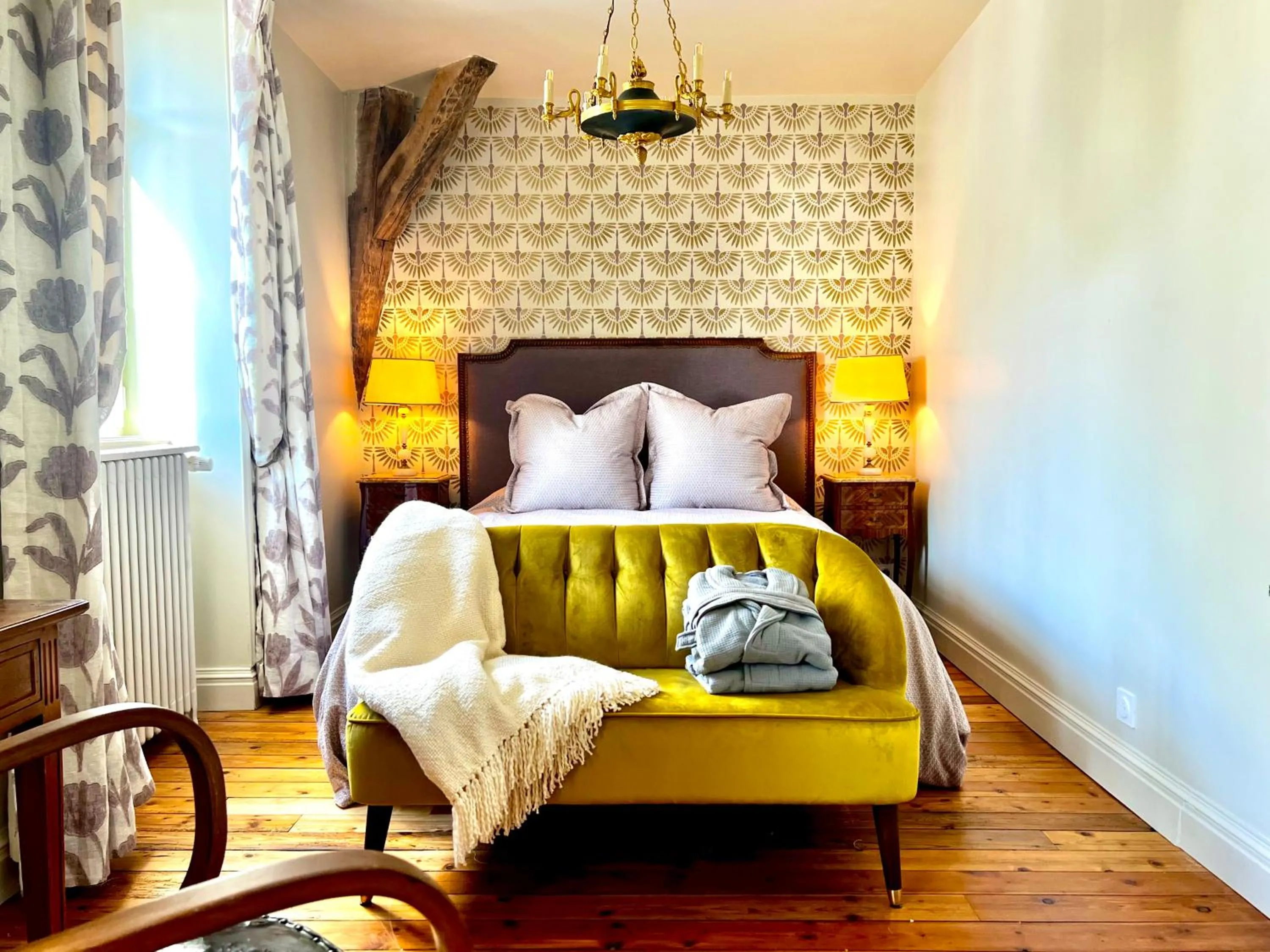 Bed in Maison Loire