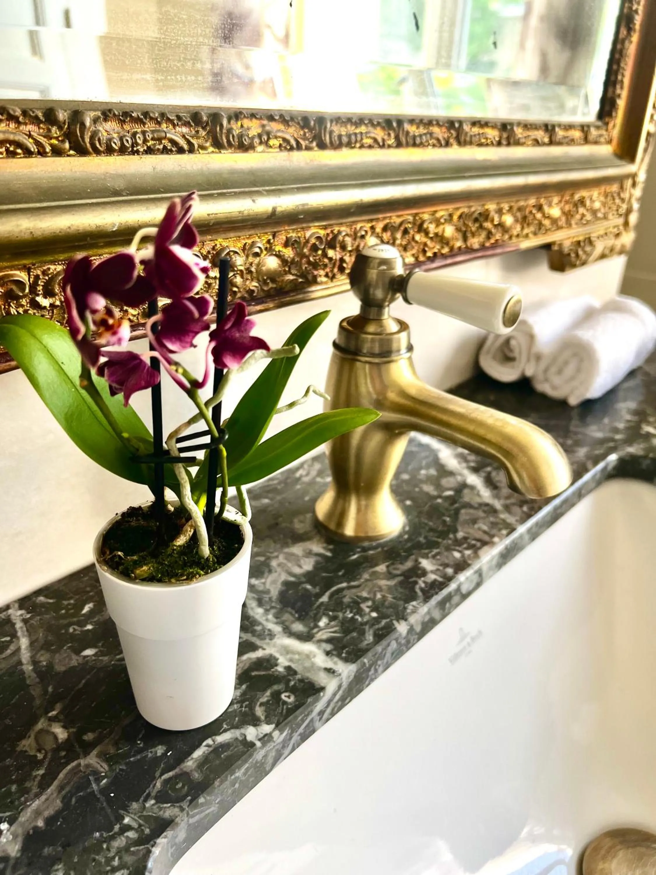 Bathroom in Maison Loire