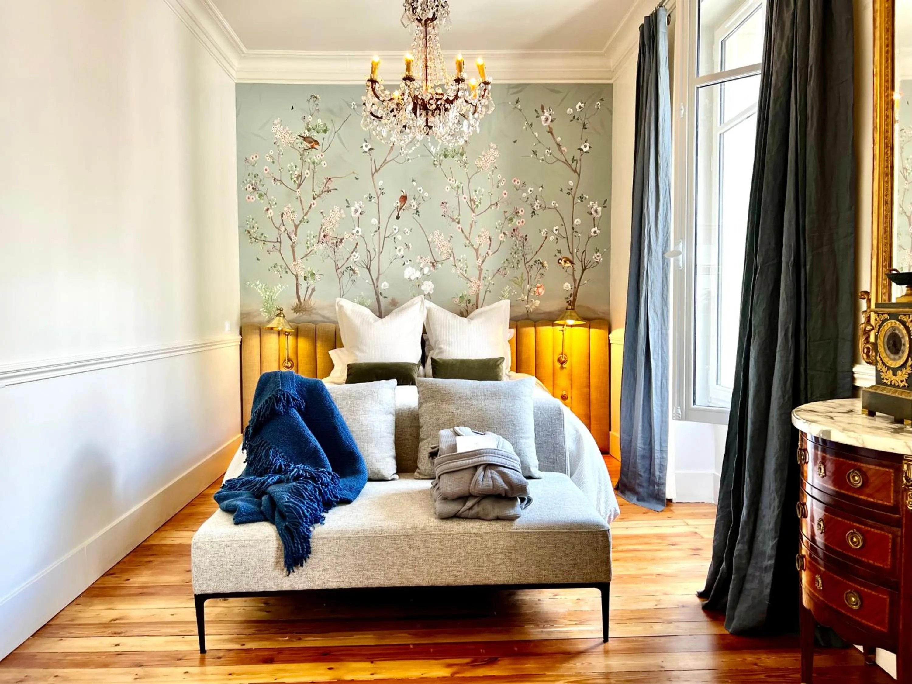 Photo of the whole room, Bed in Maison Loire