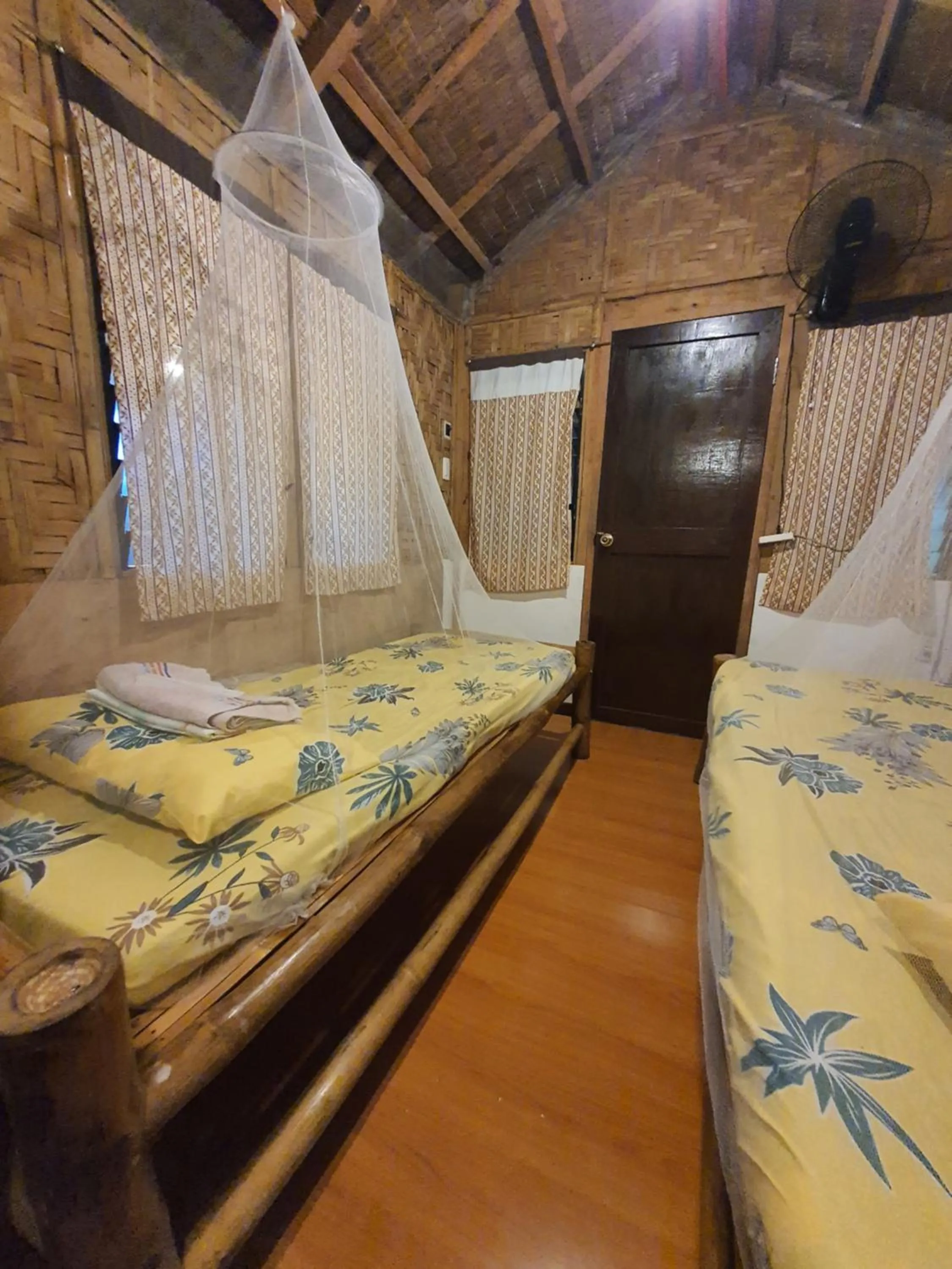 Bed in Coleto Siargao