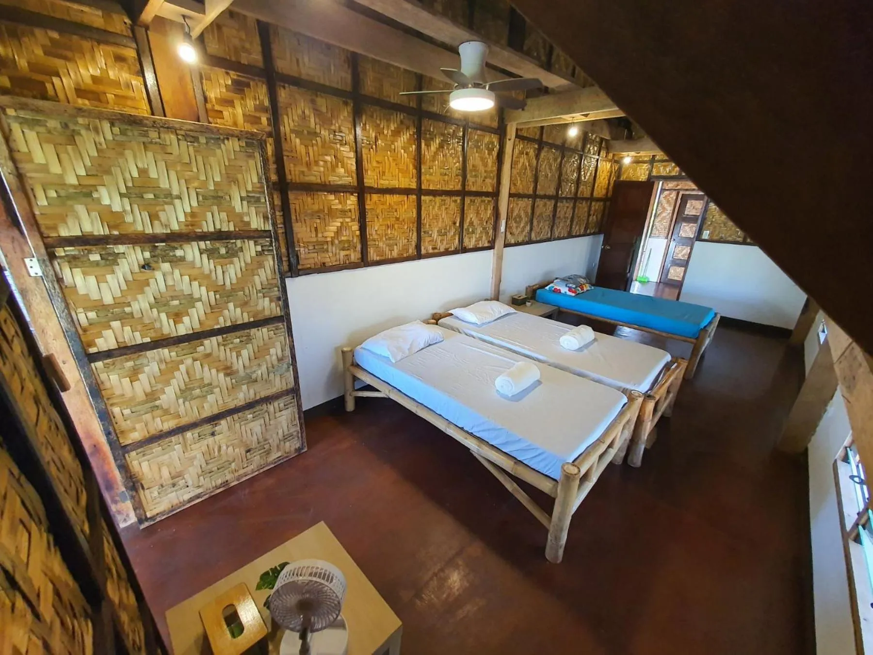 Bed in Coleto Siargao