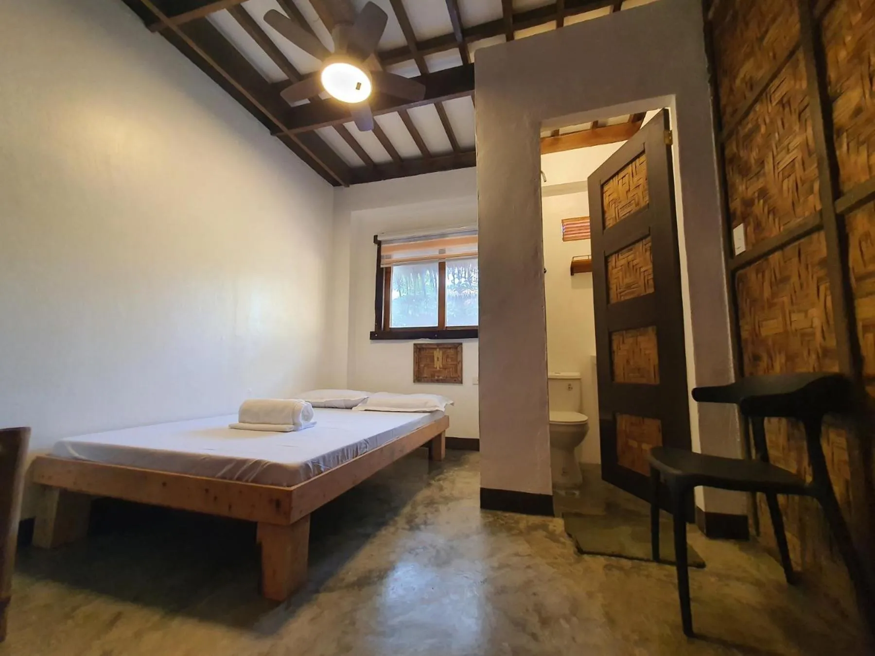 Bed in Coleto Siargao