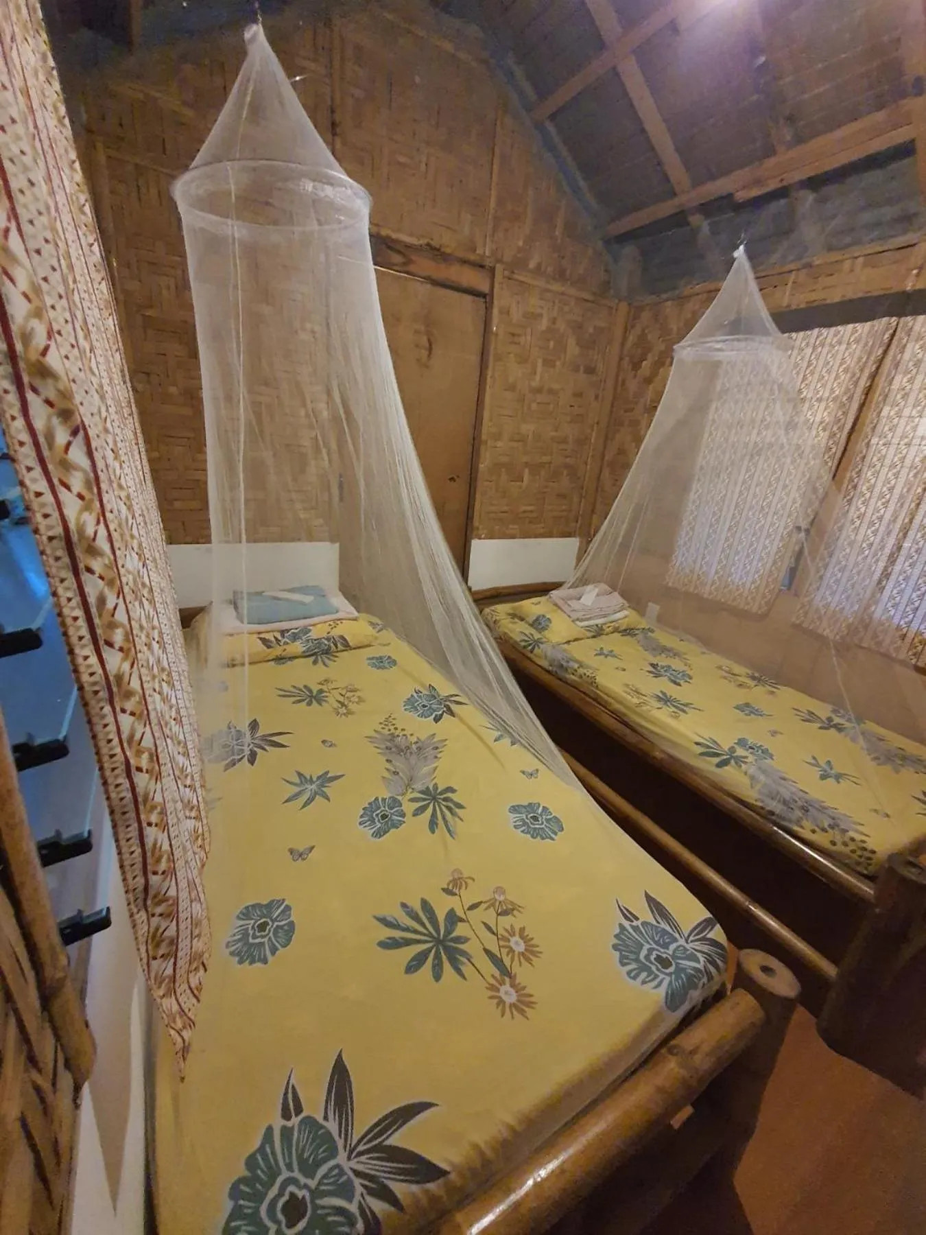 Bed in Coleto Siargao