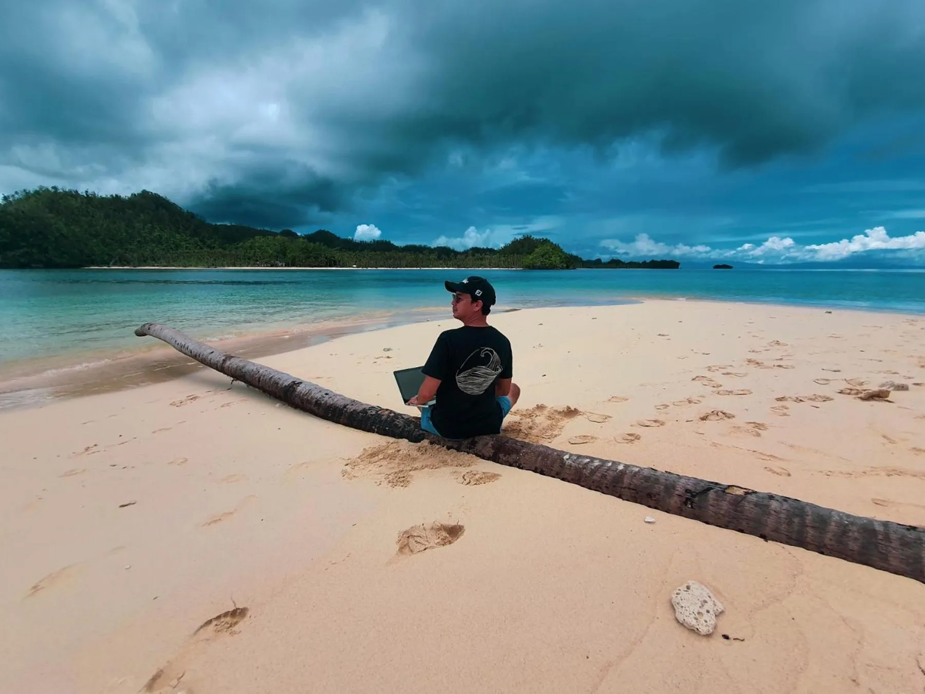 People in Coleto Siargao