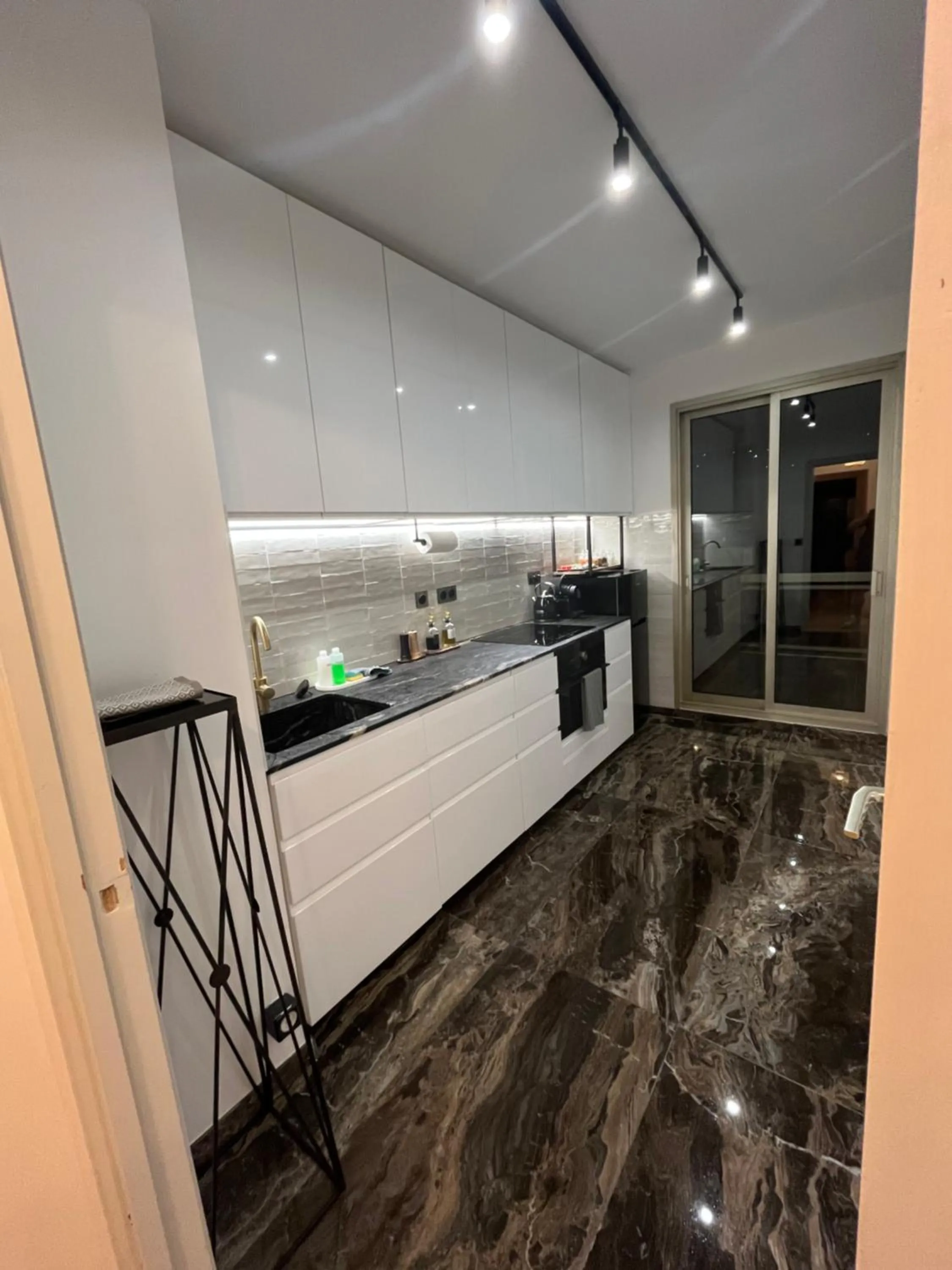 Kitchen or kitchenette in LE BAHIA