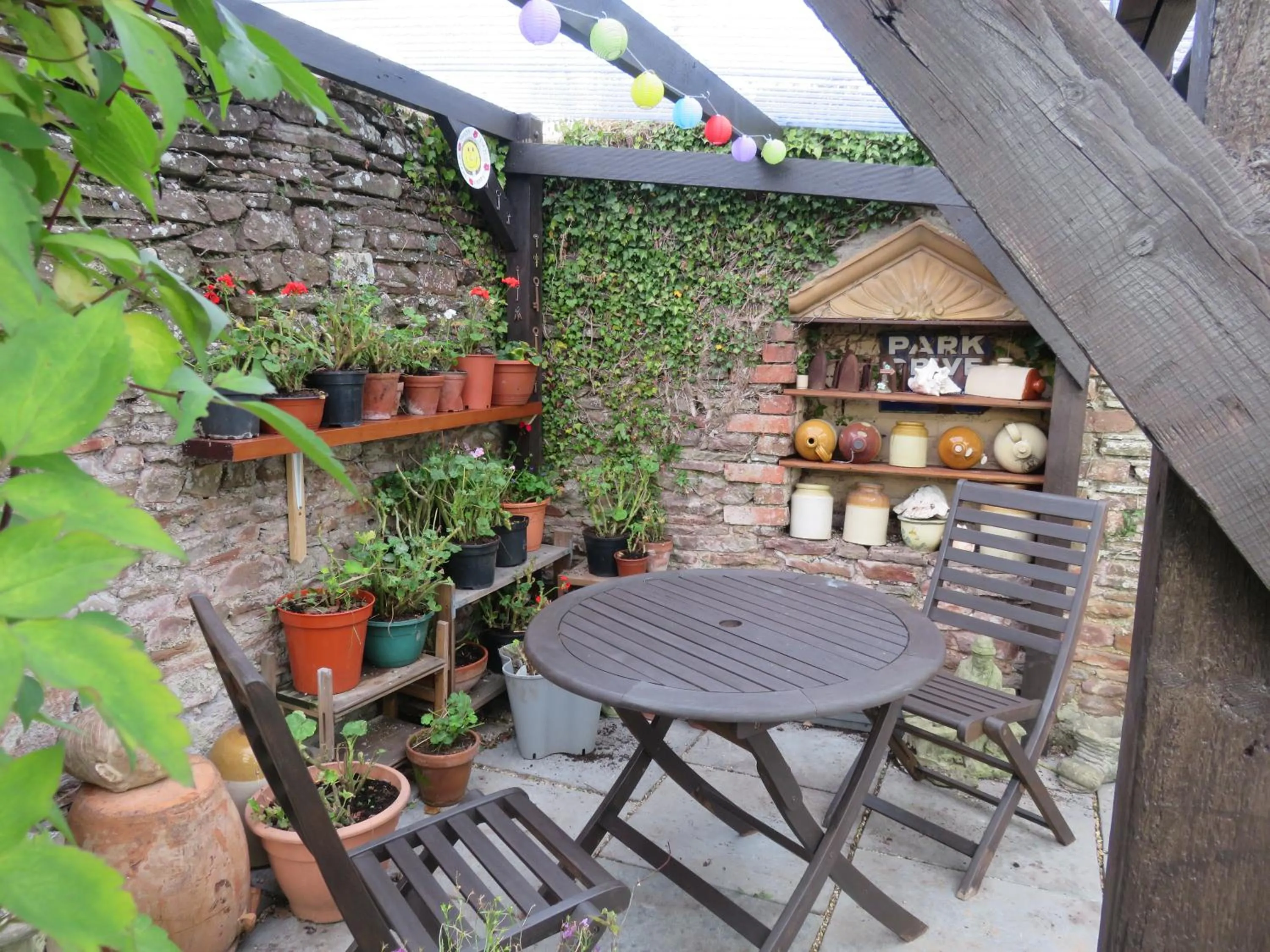 Little Orchard Apartment