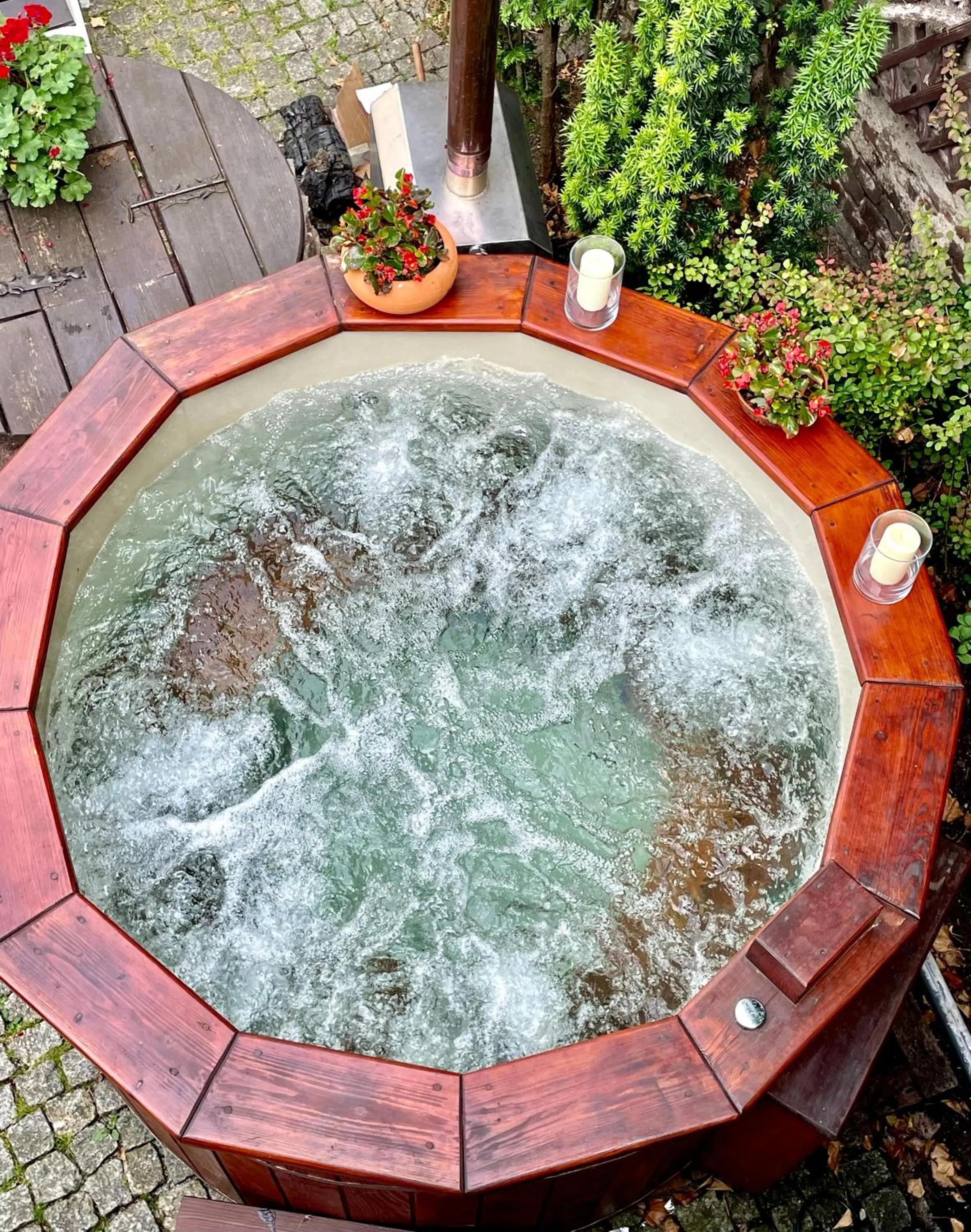 Hot Tub in Hotel Beskid