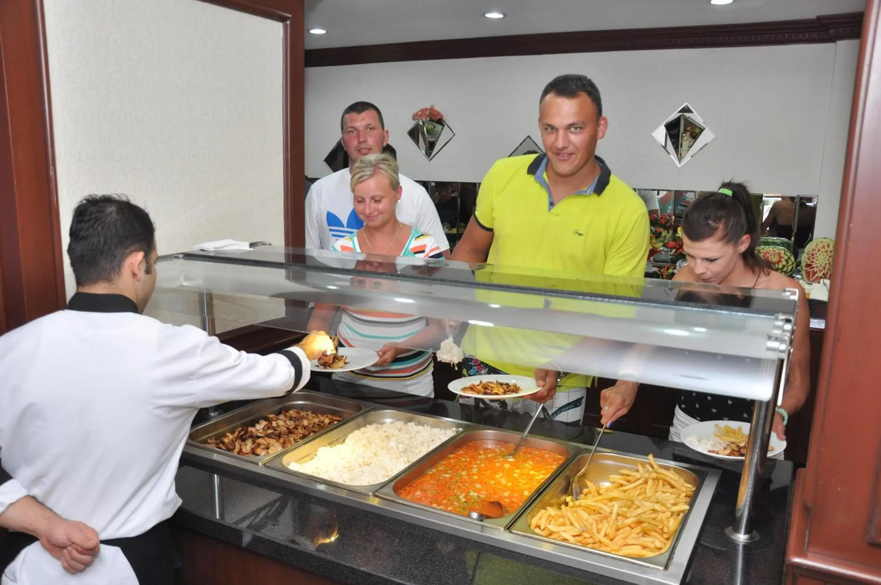 Restaurant/places to eat in Wasa Hotel Restaurant/places to eat in Wasa Hotel