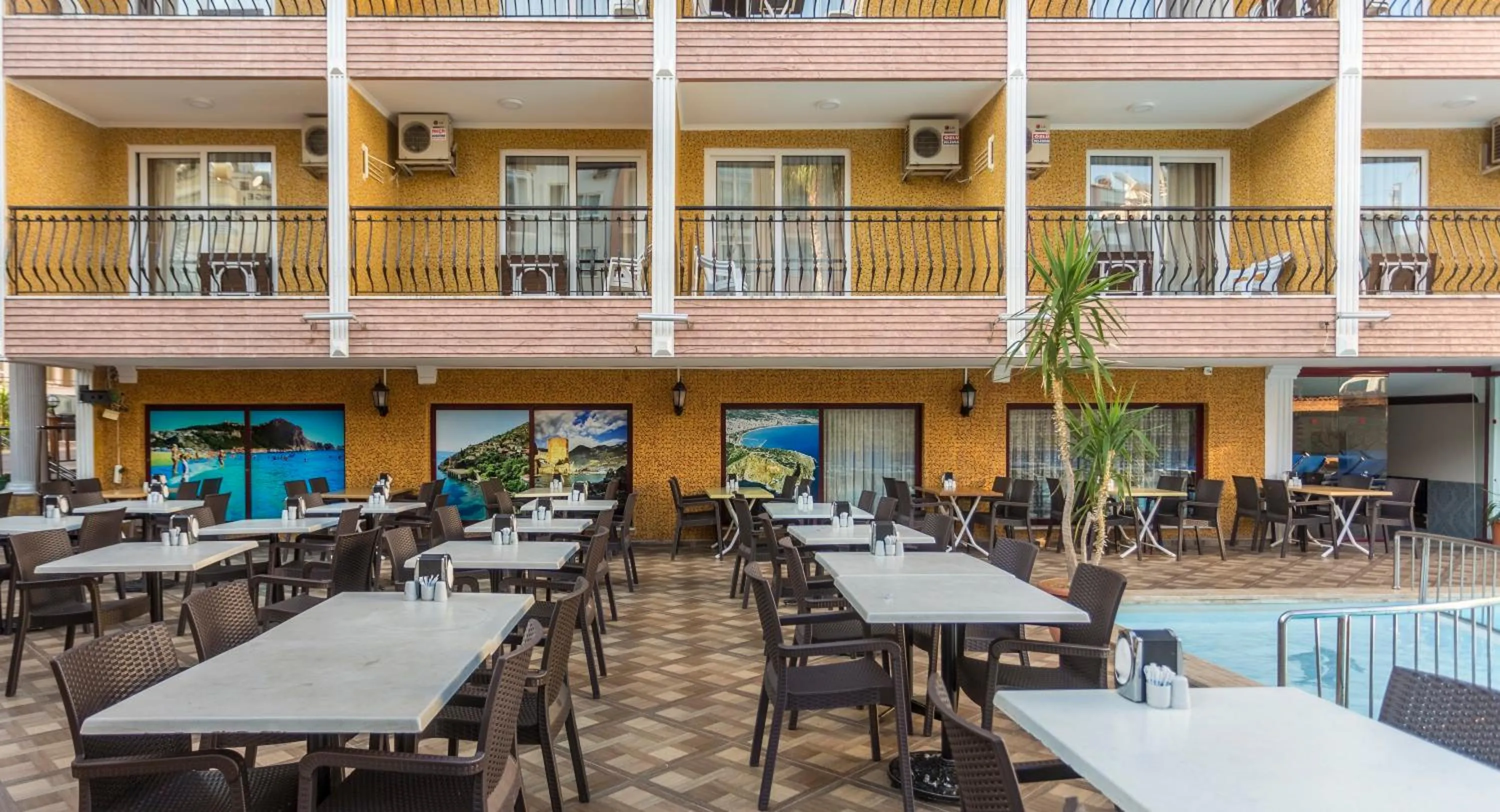 Restaurant/places to eat in Wasa Hotel