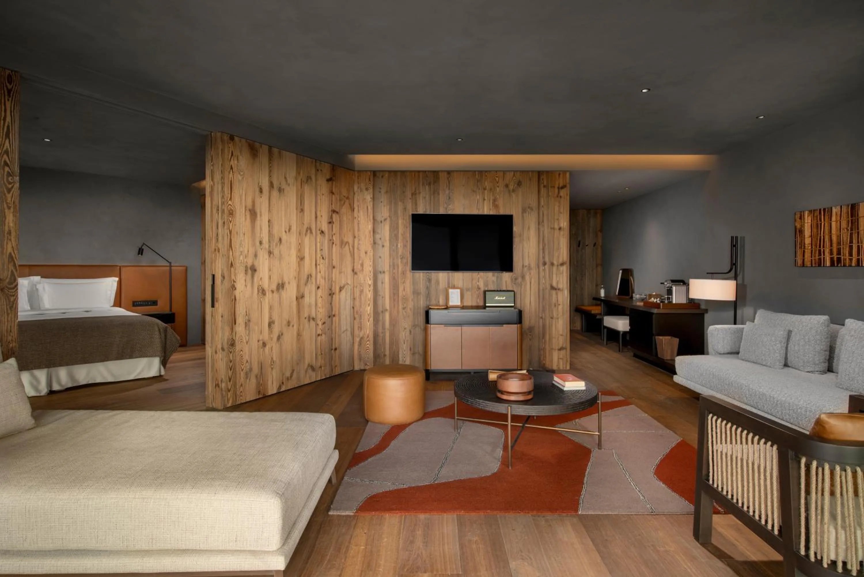Bedroom, Bed in Six Senses Crans-Montana