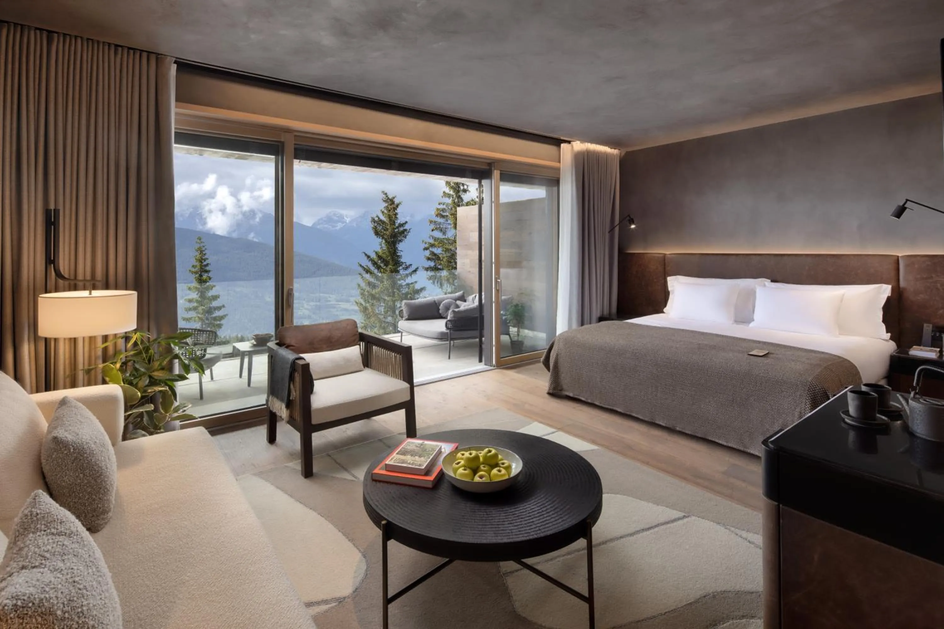 Bed in Six Senses Crans-Montana
