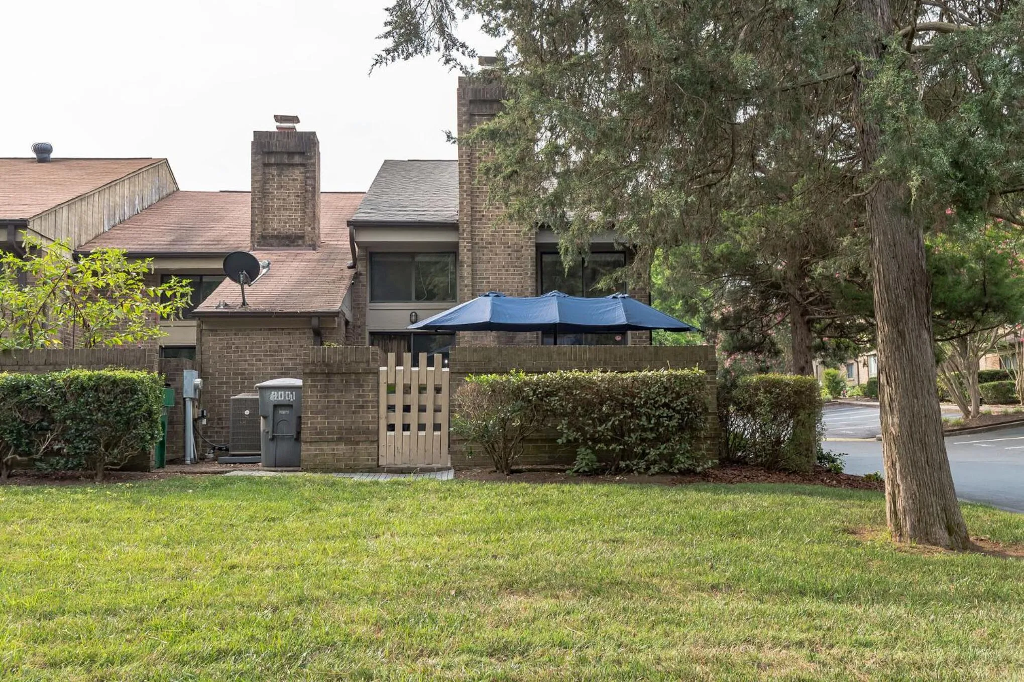 Other in Modern Cozy Townhome