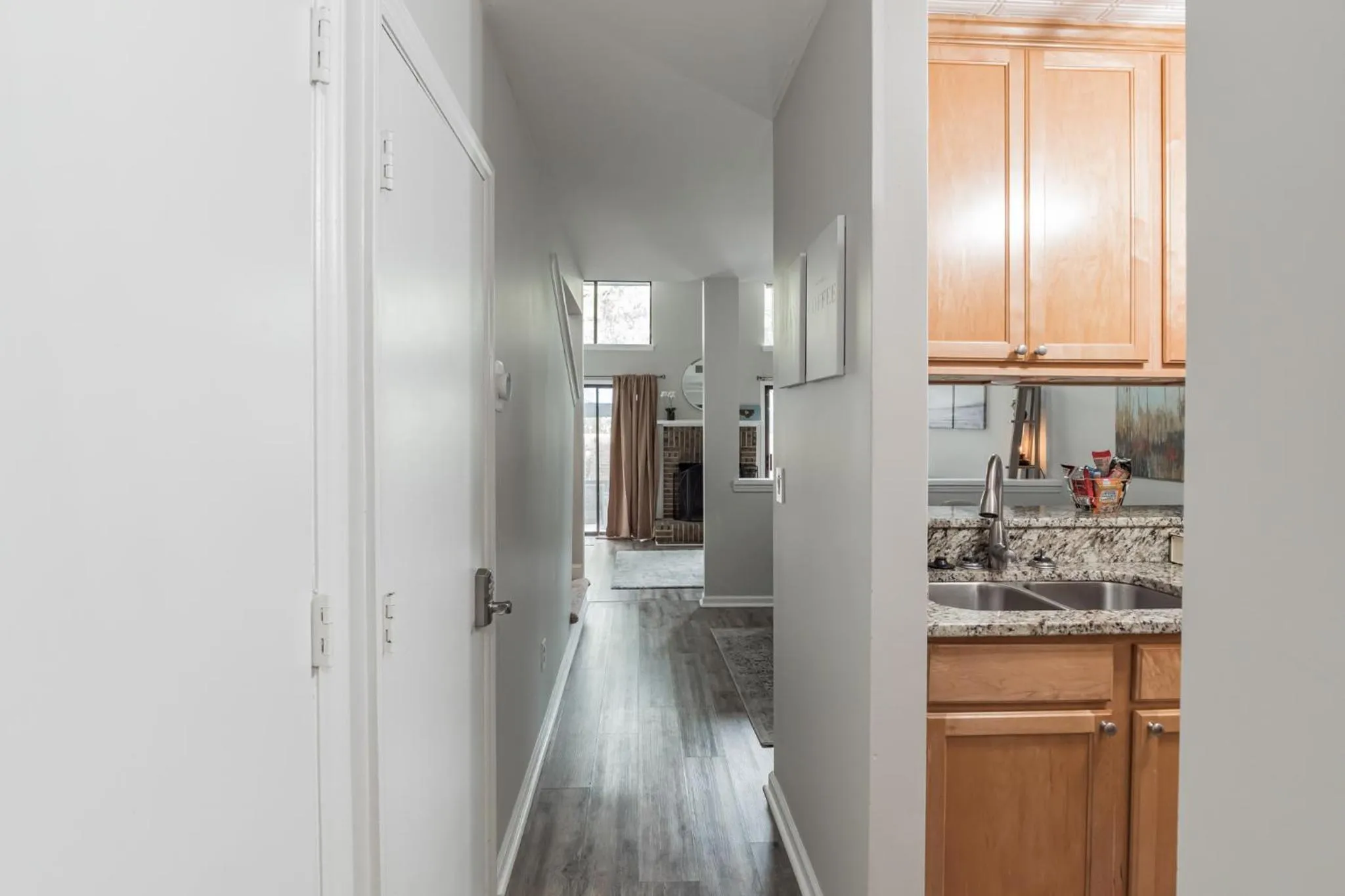 kitchen in Modern Cozy Townhome